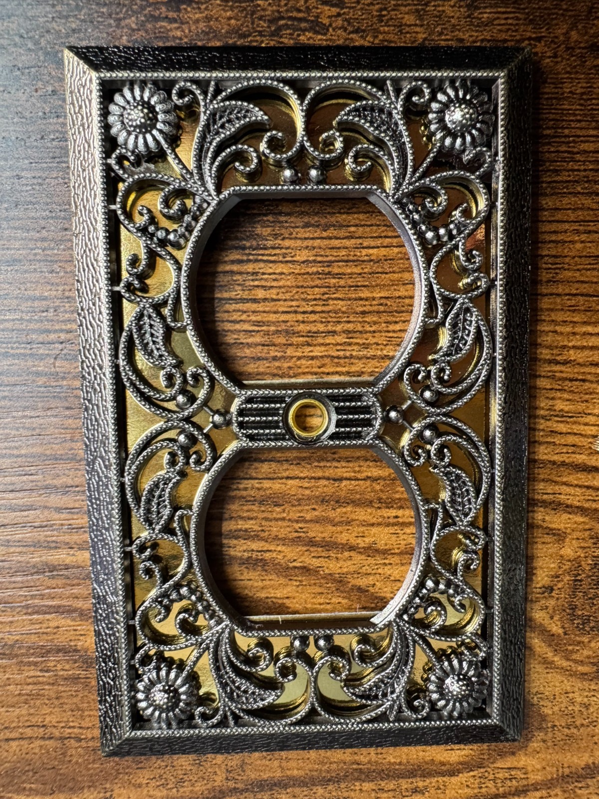 Scroll Vintage Ornate Gold Metal Brass Single Wall Outlet Plug Plate Cover screw