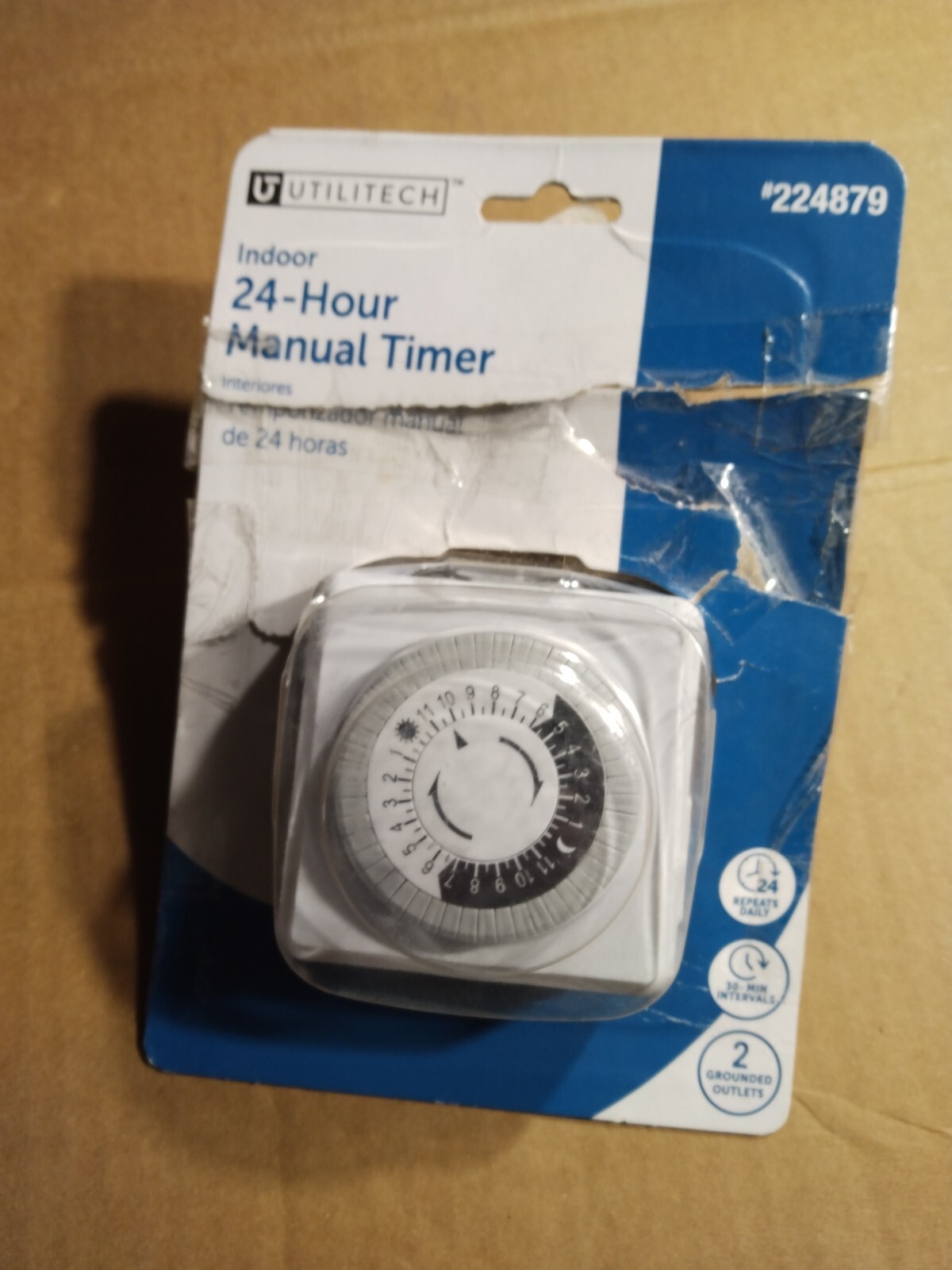 Indoor 24-hour Manual Timer Item#224879 #379 M35