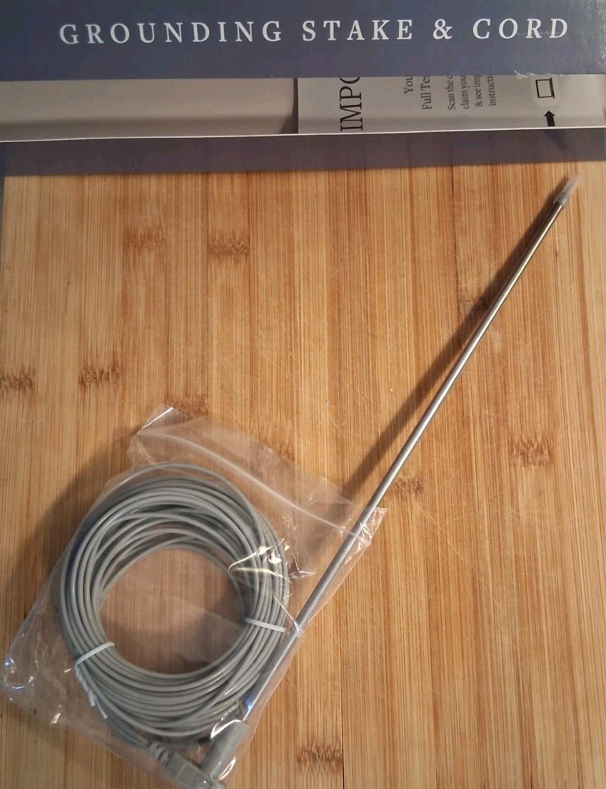 GroundLuxe Grounding Rod for Earthing – 40ft Conductive Cord Easu Plug