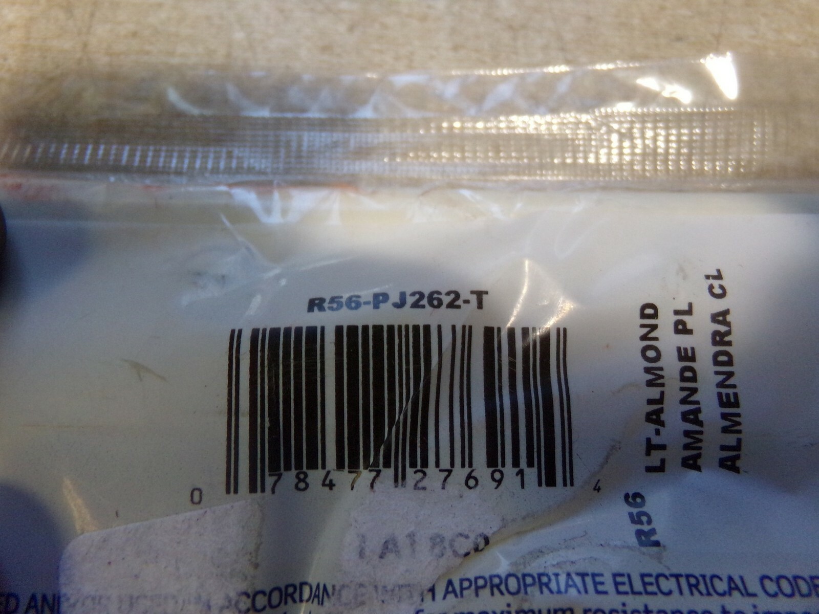 NEW Leviton R56-PJ262-T Unbreakable Nylon Wallplate *FREE SHIPPING*