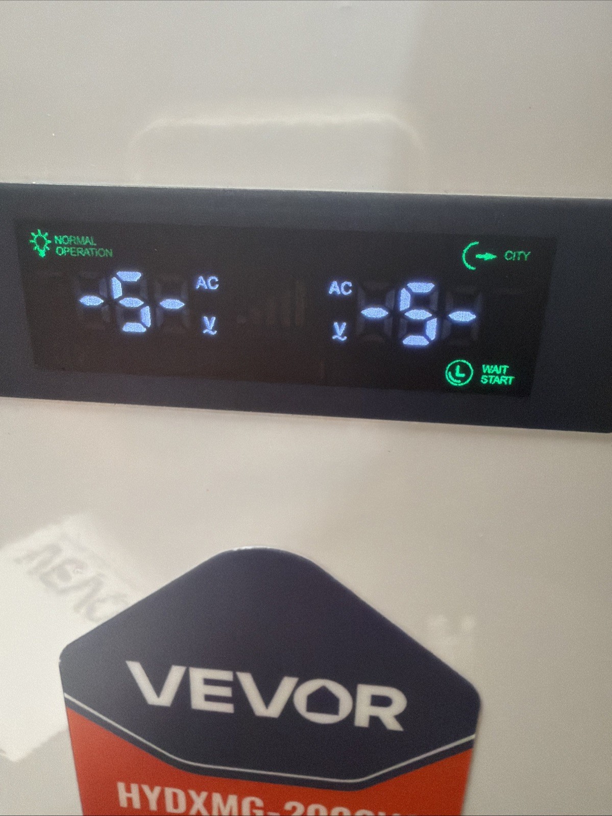 VEVOR Voltage Converter 2000VA 110V to 220V HYDXMG-2000VA