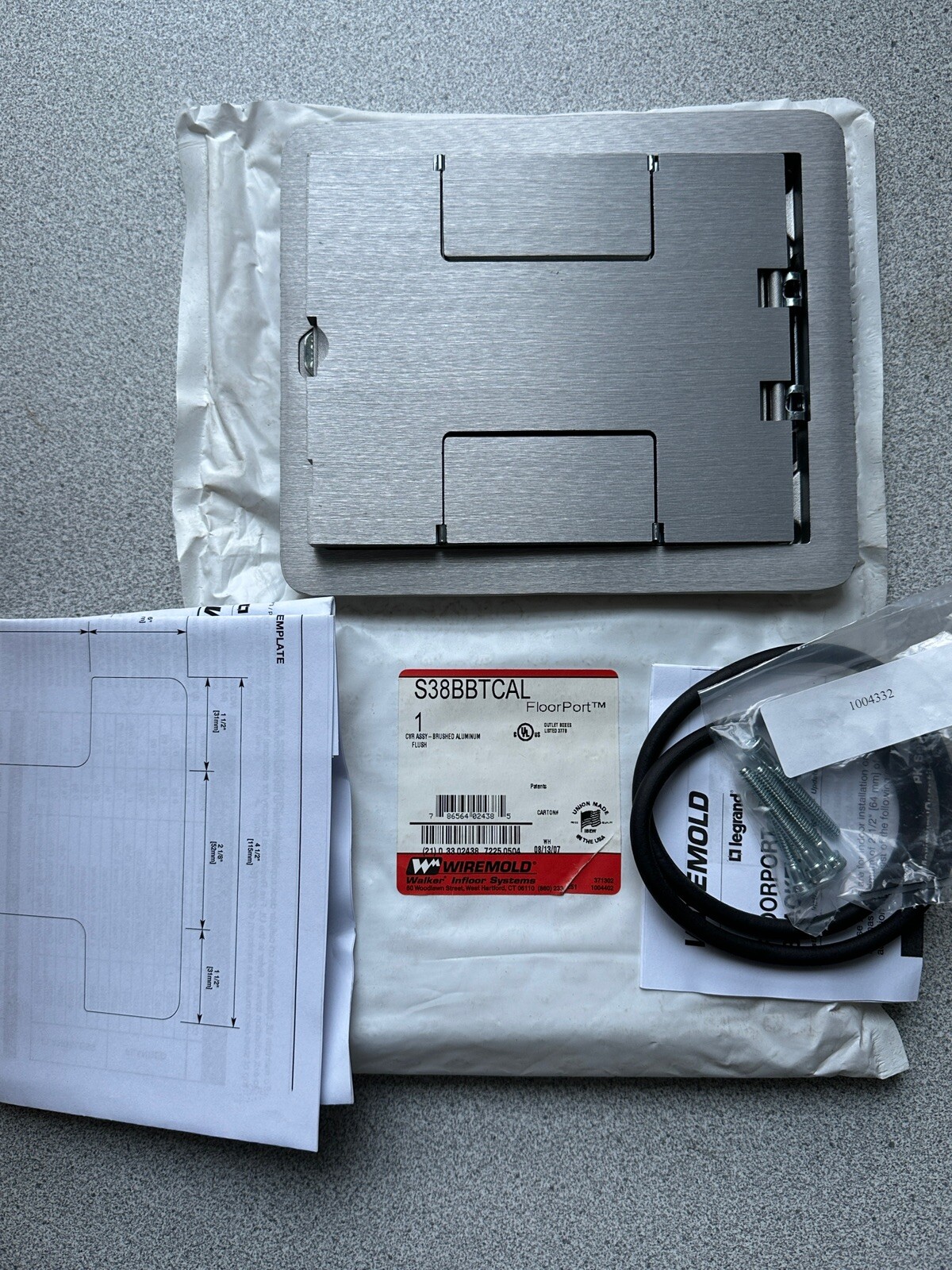 NEW Wiremold S38BBTCAL same as FPBTCAL Flanged Blank Top Aluminum 7-3/4 x 6-1/2
