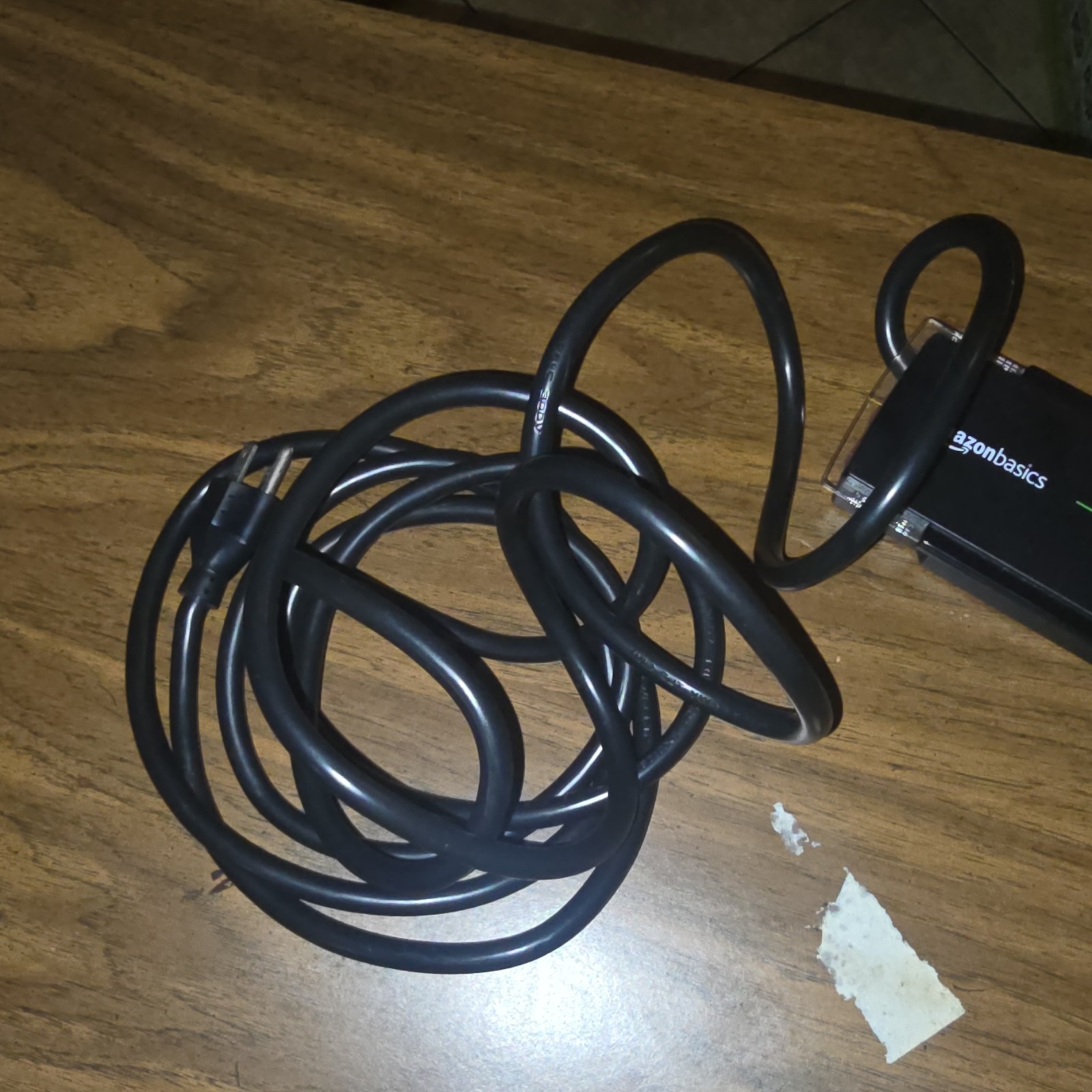 AmazonBasics 6-Outlet Power Strip with Cord Black United States Plug Type