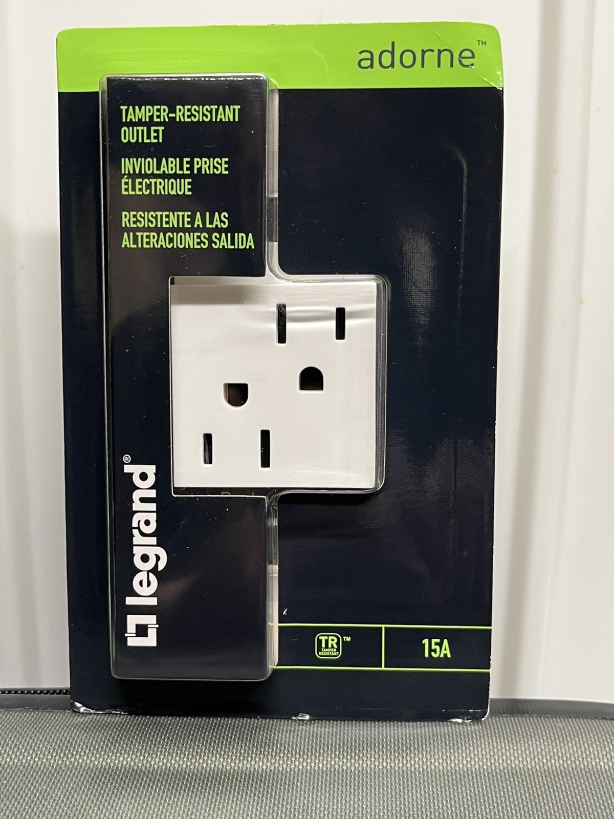 NEW Legrand Adorne 15A Tamper-Resistant Outlet – White Finish ARTR152-W8