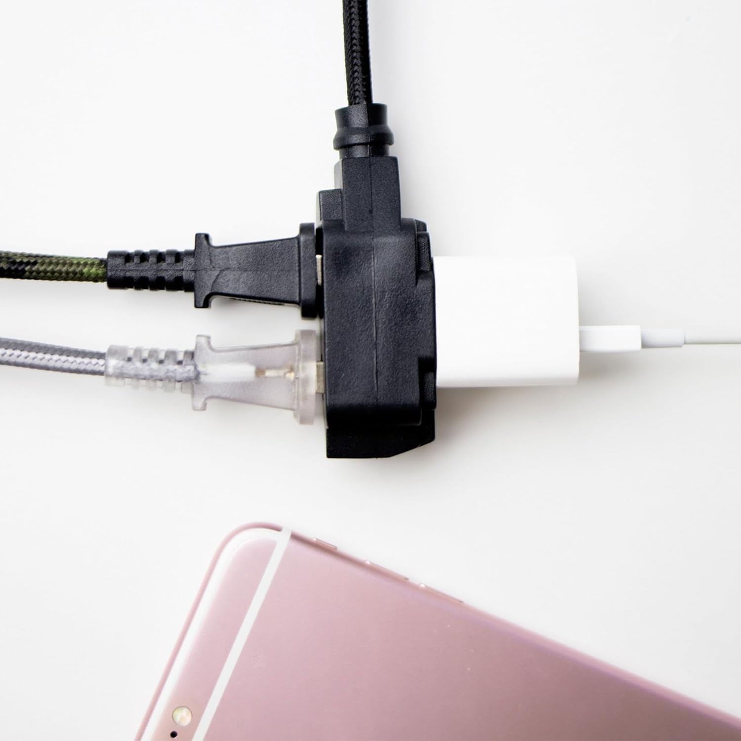 Modern 9ft Fabric Power Cable with 3 Outlets and Space-Saving Right Angle Plug