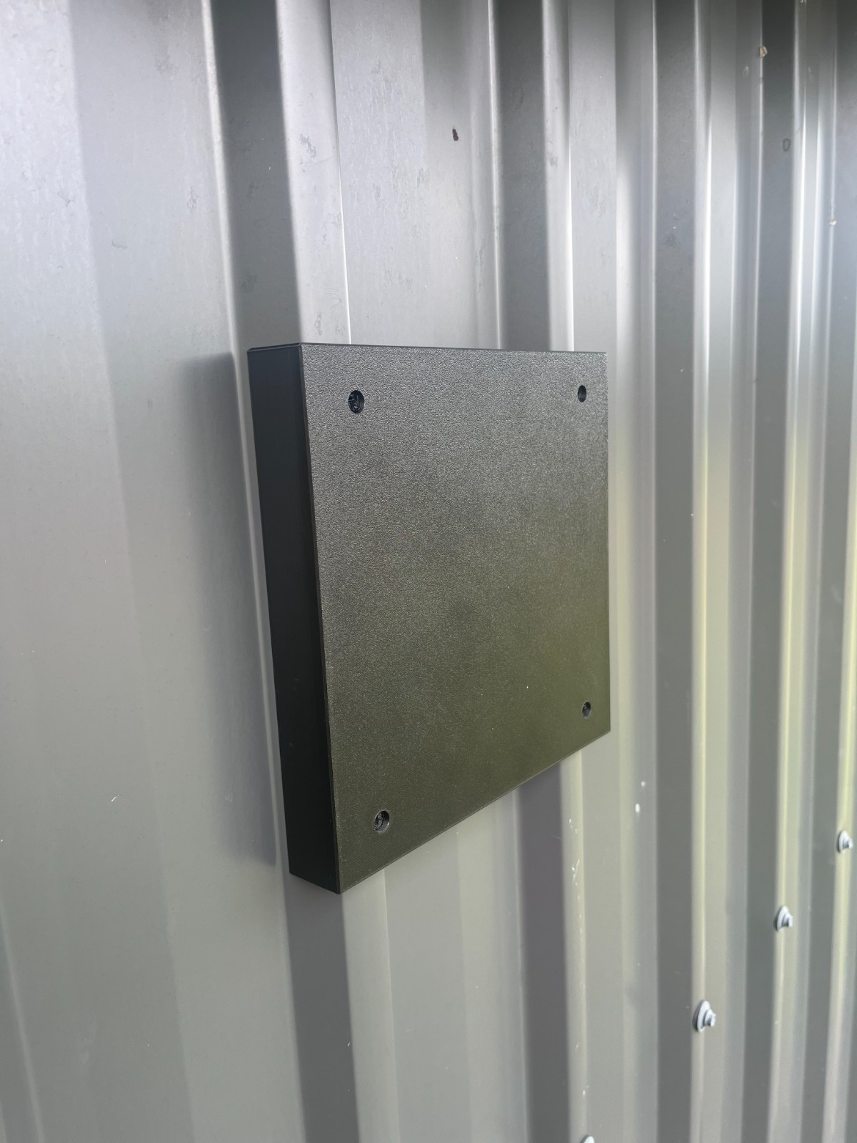Colorbond Trimdek Mounting Block Flush Wall Mount for Starlink Lights & Electric
