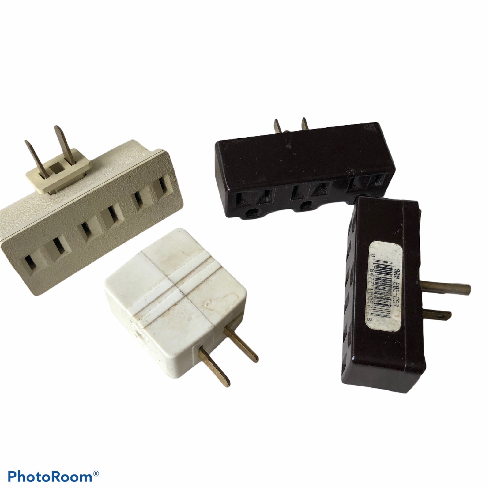 Lot Of 4 Outlat Adapters 2 Pcs Levitin Polarized 3 Outlets