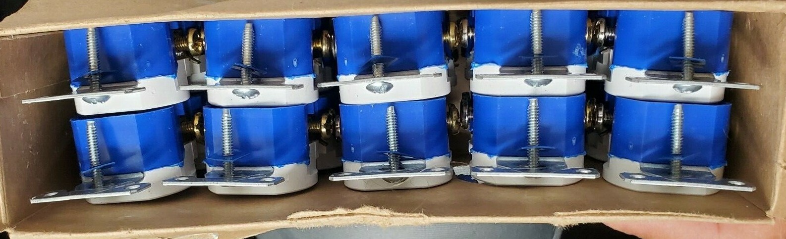 Eaton Standard Duplex Receptacle ( 10 Pack ) TR270W