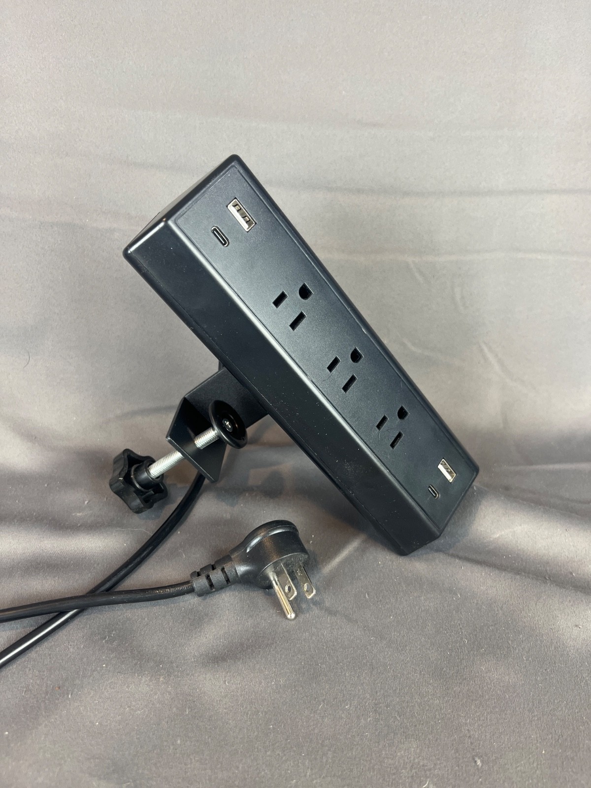 Desk Clamp Power Strip,40W Total Fast Charging Station,2 PD 20W USB C Ports,Desk