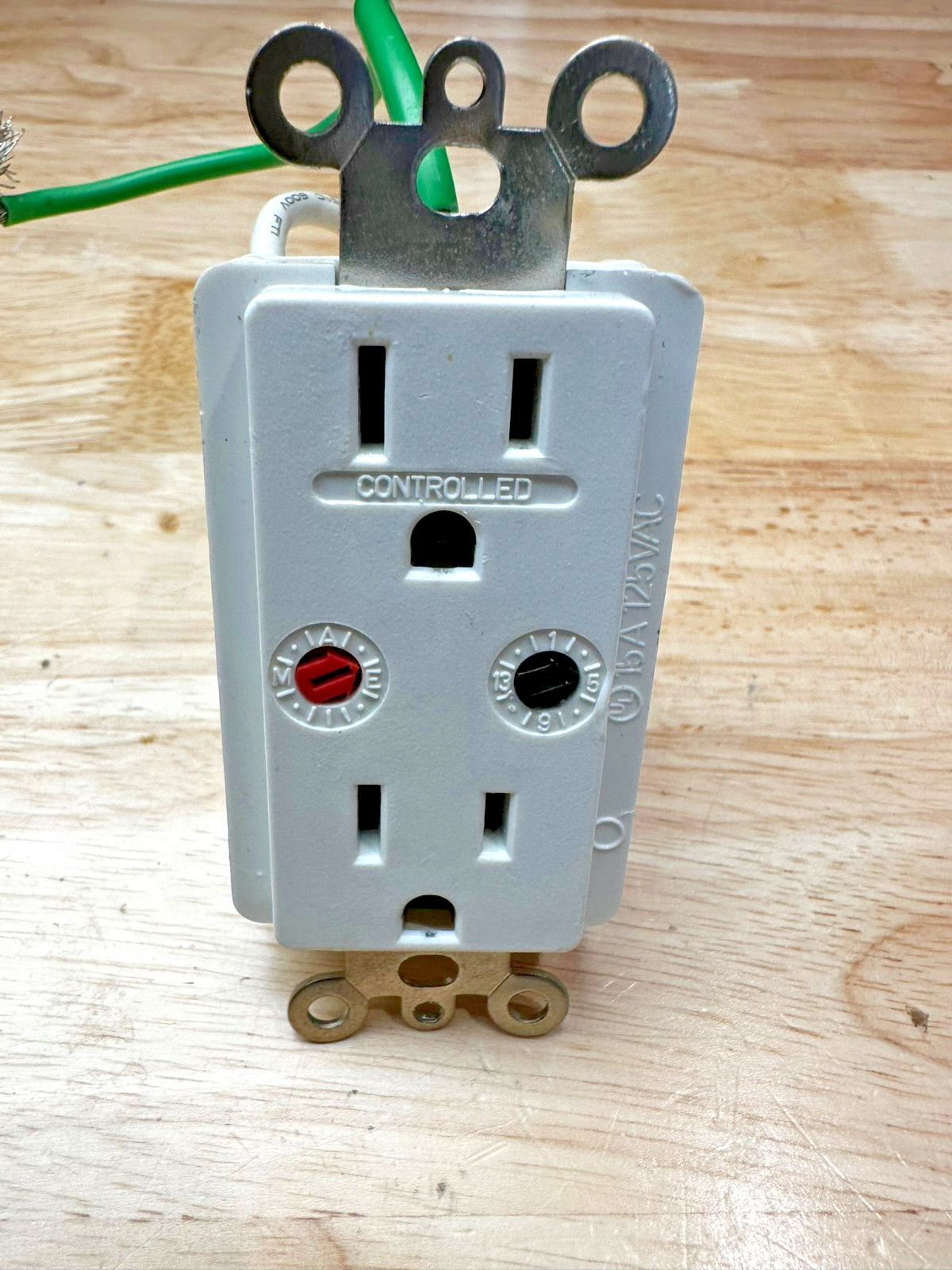 X10 Powerhouse SuperSocket Wall Receptacle (SR227) Home Security And Comfort