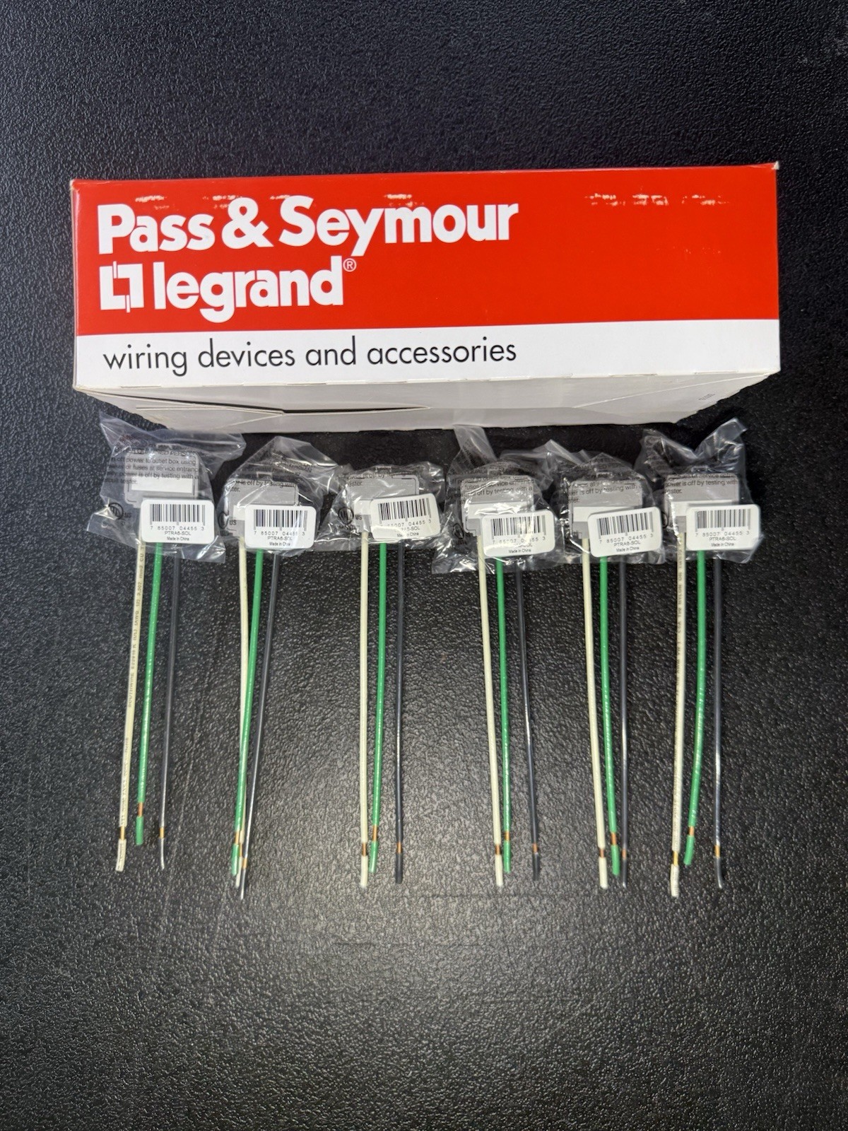 6 PACK – PASS & SEYMOUR PTRA6-SOL PLUG-TAIL RIGHT ANGLE CONNECTOR 6 INCH SOLID