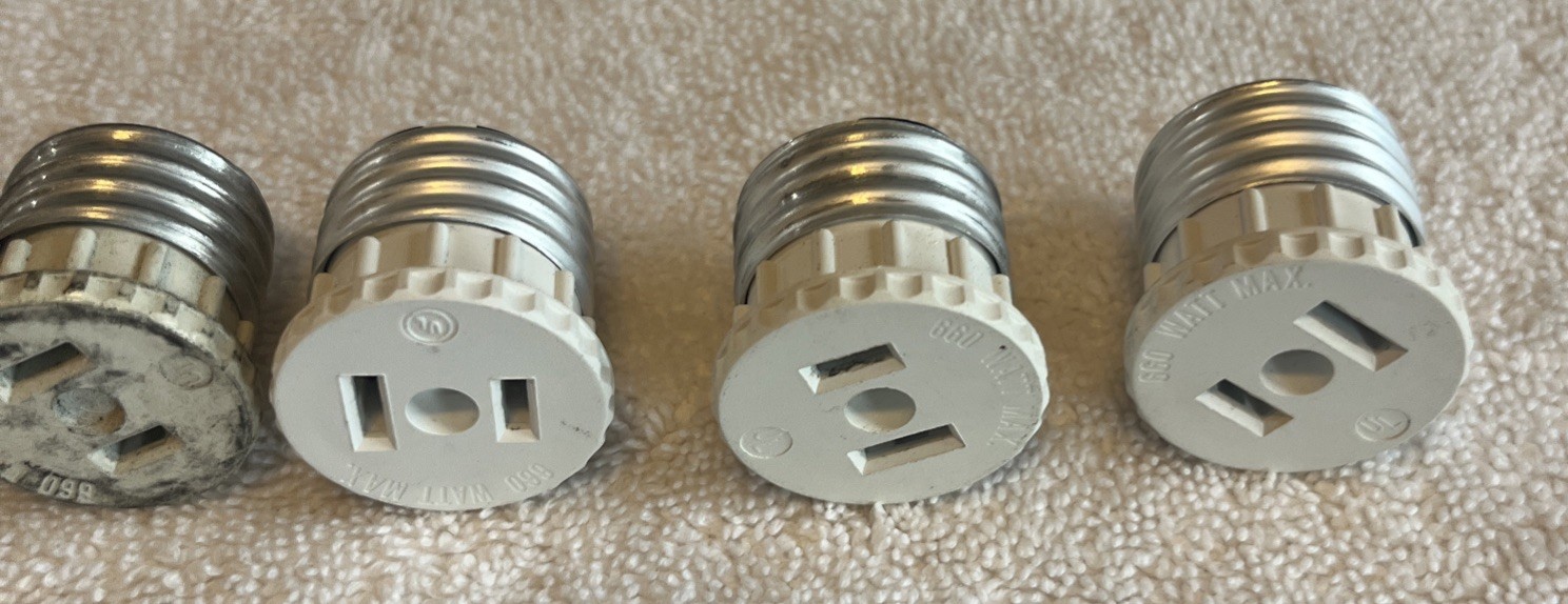 Lot Of 8 Screw In Socket To Plug Adapters