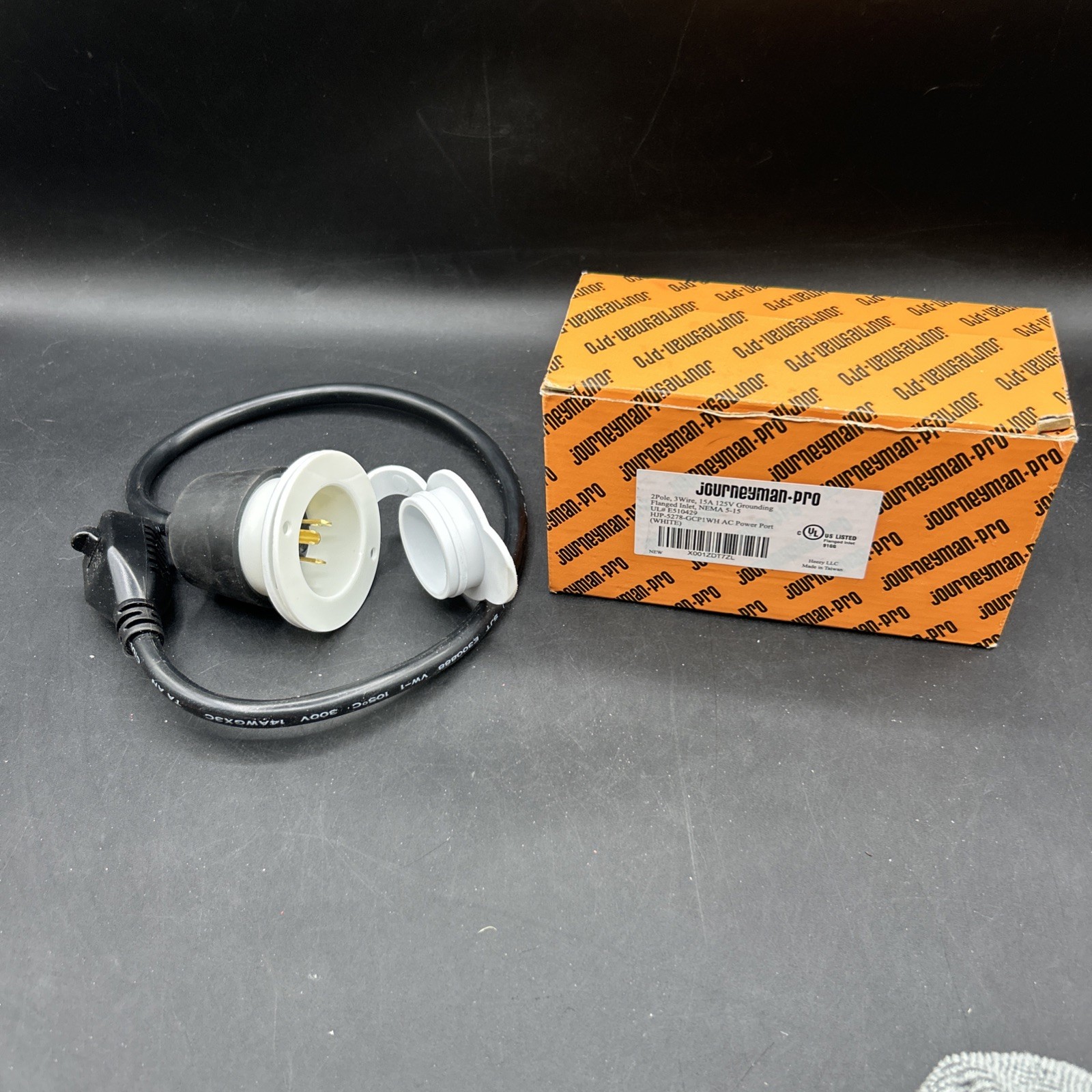 Journeyman-Pro 5278 15 Amp 125 Volt, NEMA 5-15 Flanged Inlet Power Port