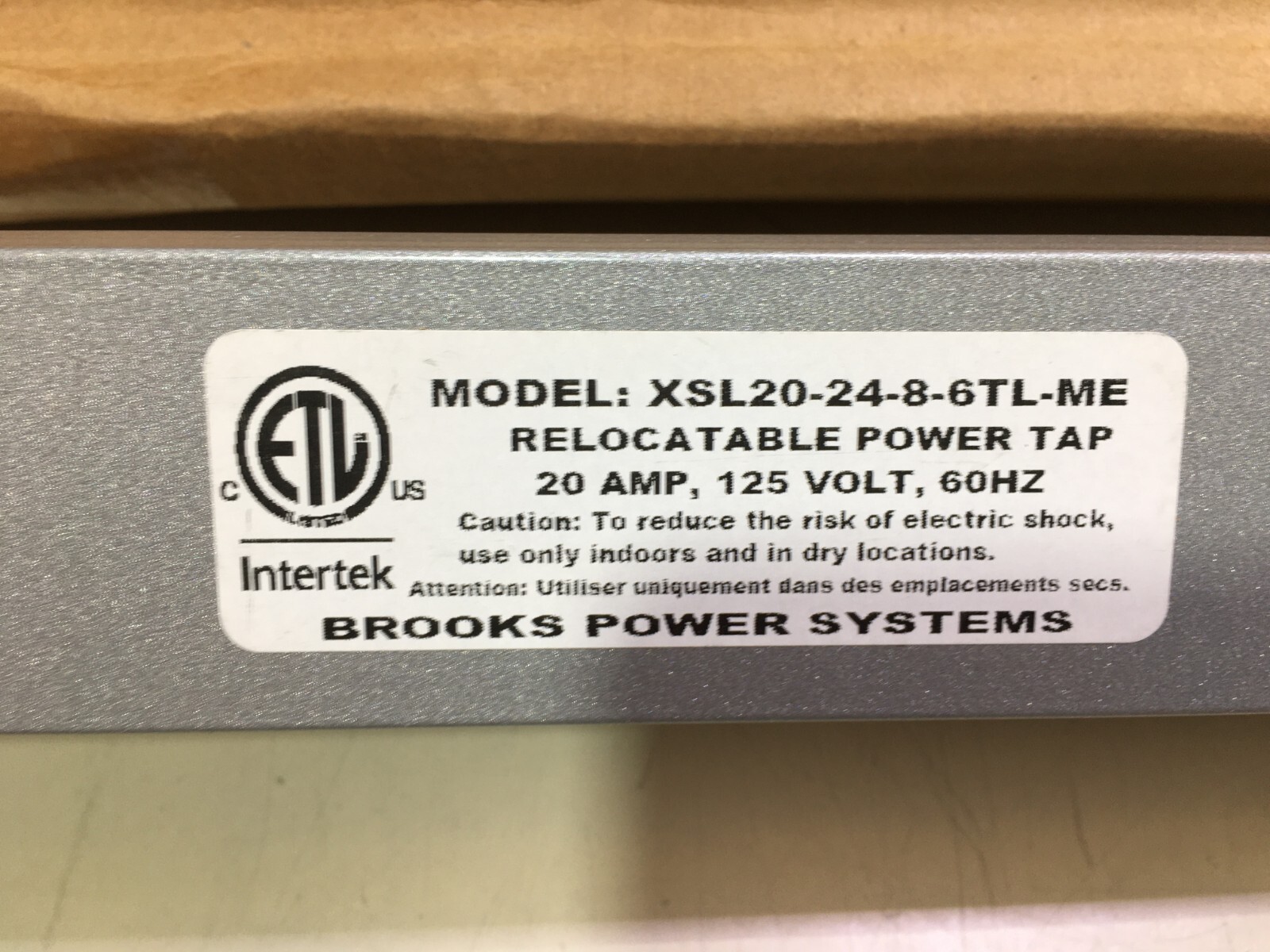 BROOKS XSL20-24-8-6TL-ME 20AMP 125V 60HZ 8 OUTLETS RELOCATABLE POWER TAP SYSTEMS