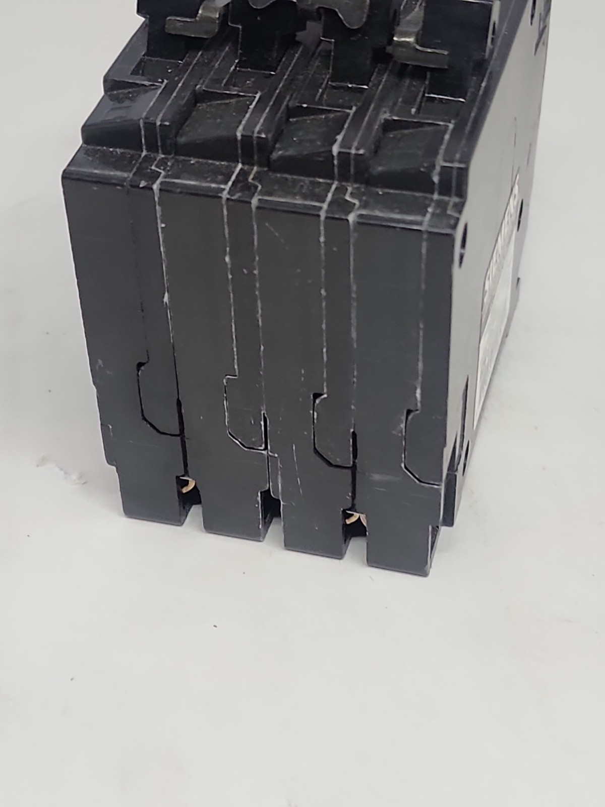 Siemens Q22020 Type QT 20 Amp Triplex Double Pole Single Pole Circuit Breaker