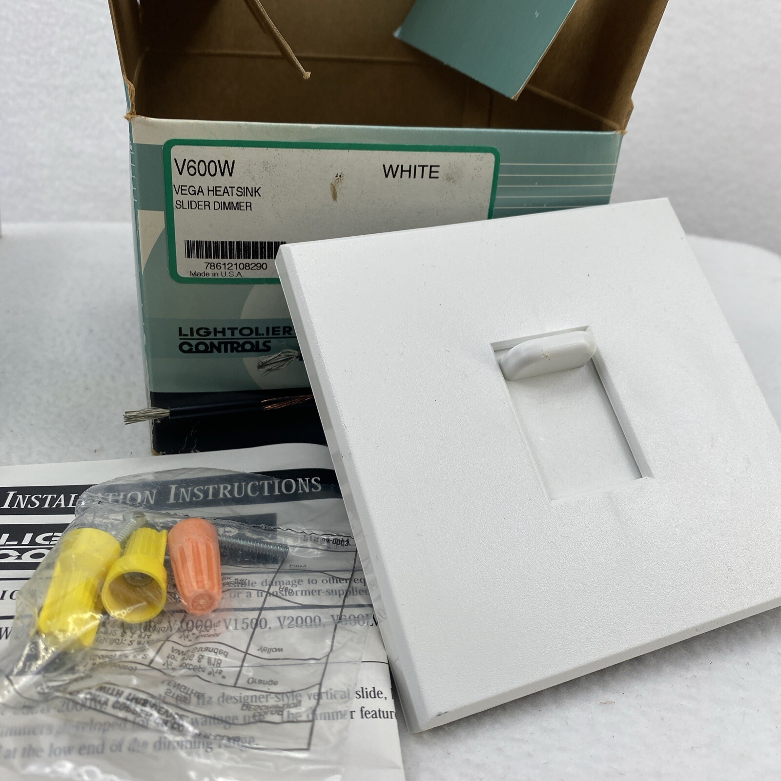 Lightolier Controls V600W VEGA HEATSINK Slide Dimmer New Open Box