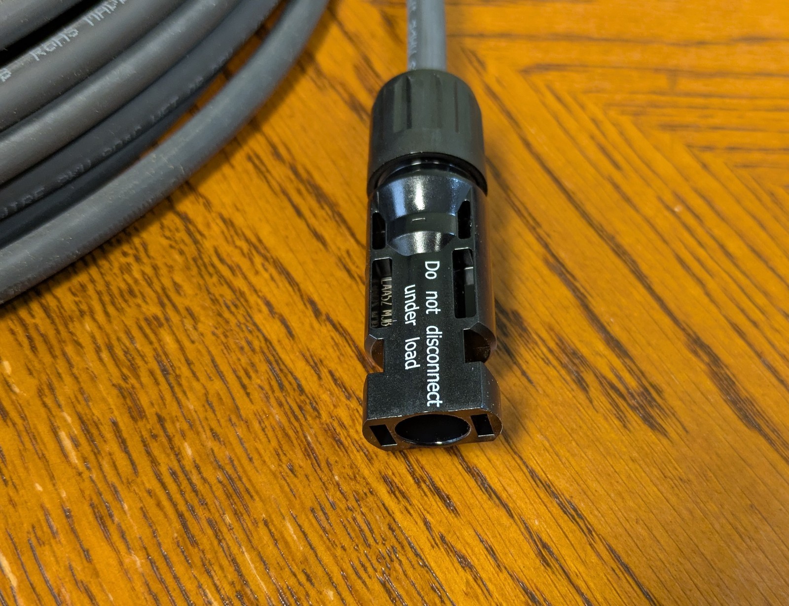 100 FT 10 AWG Solar PV Wire 1500V Black PV / Extension Cable with MC4 Connectors