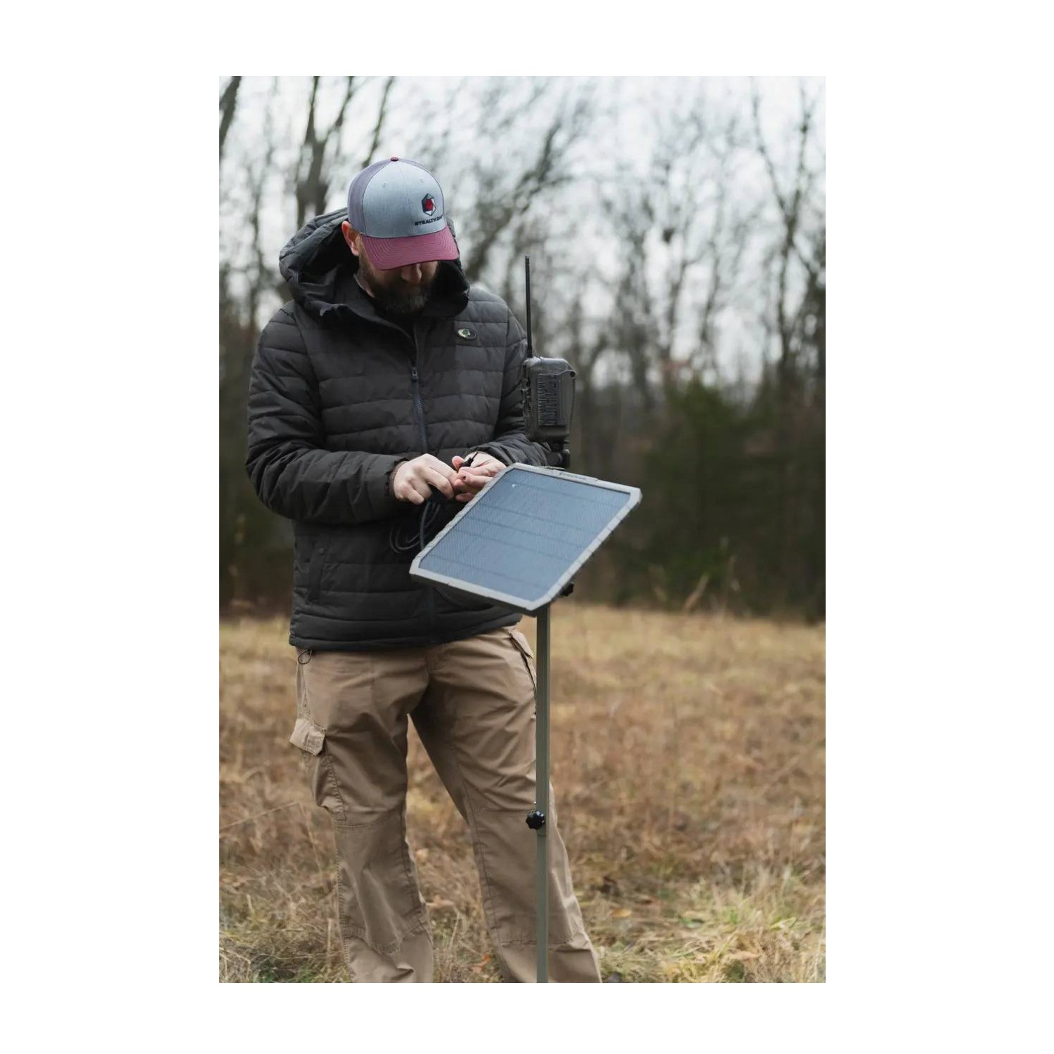 Stealth Cam FieldMAX EX 10-Inch Solar Panel with 10,000 mAh Lithium-Ion Battery