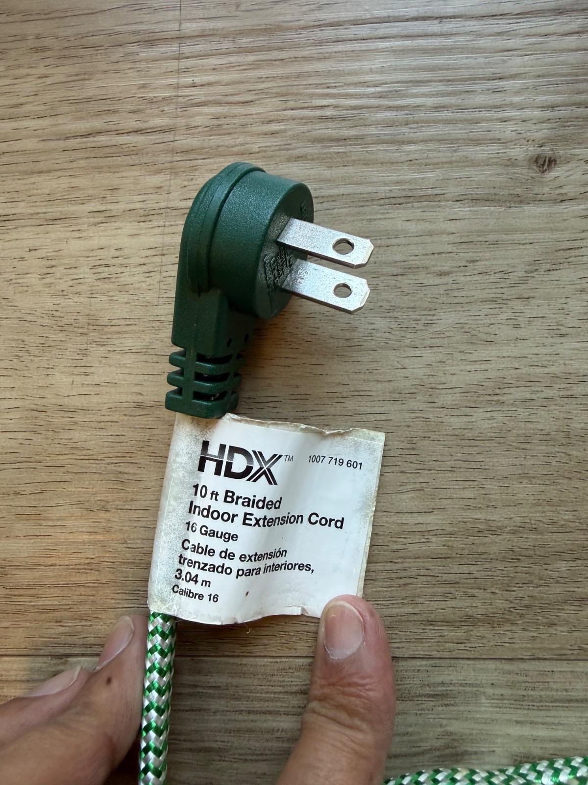 Extension Cord for Indoor Use, 10 ft, Braided, 16-Gauge – 3 Outlets