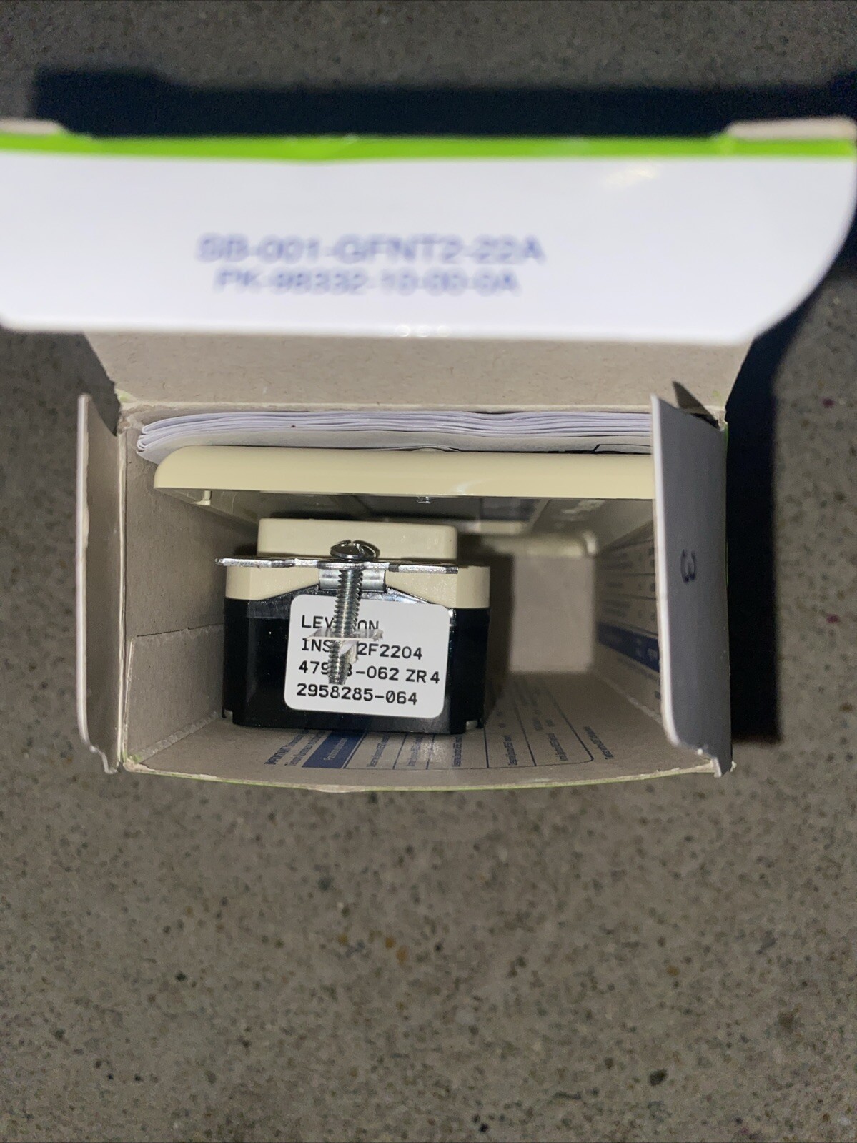 LEVITON GFNT2-I 20A 125V GFCI Outlet IVORY