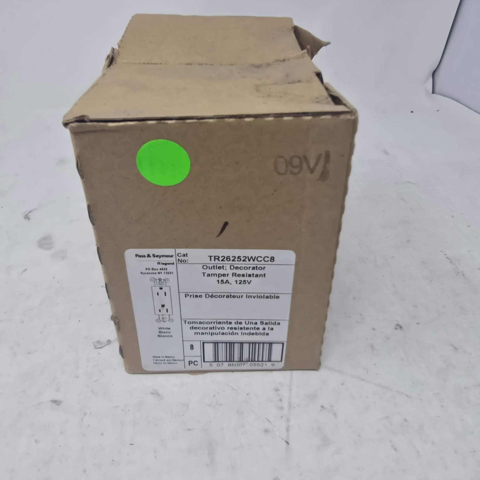8pc Legrand Commercial White Outlet 15Amp 125V Tamper Resistant TR26252WCC8L