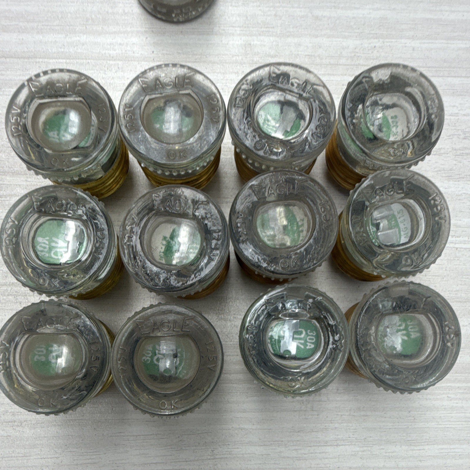 EAGLE 30A 125V Edison Screw-In Plug Fuses, Clear Glass/Brass, 10-Pack