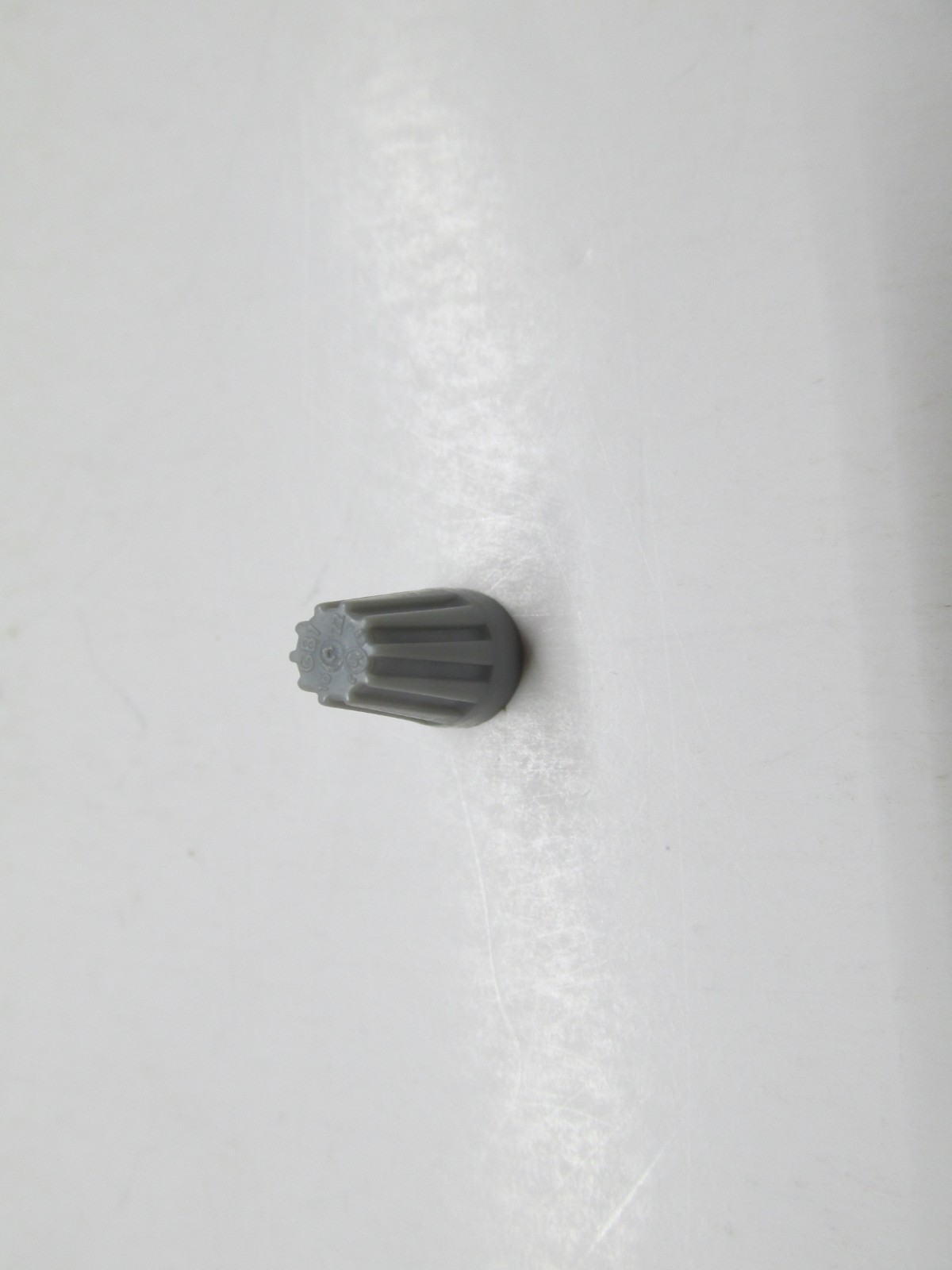 Gardner Bender 25-001 Gray WireGard 22-16 AWG Twist-On Wire Conn PK of 50, NEW