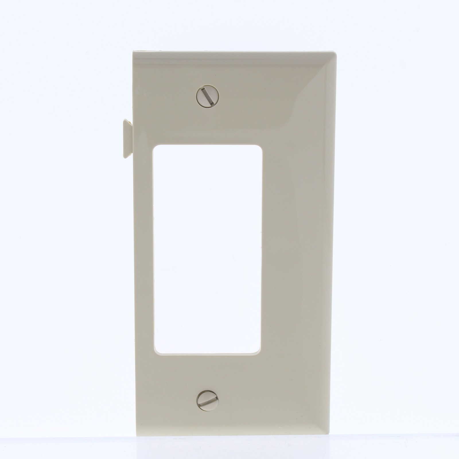 Cooper STE26V Ivory 1-Gang Decorator GFCI Thermoplastic Mid-Size Wallplate Cover