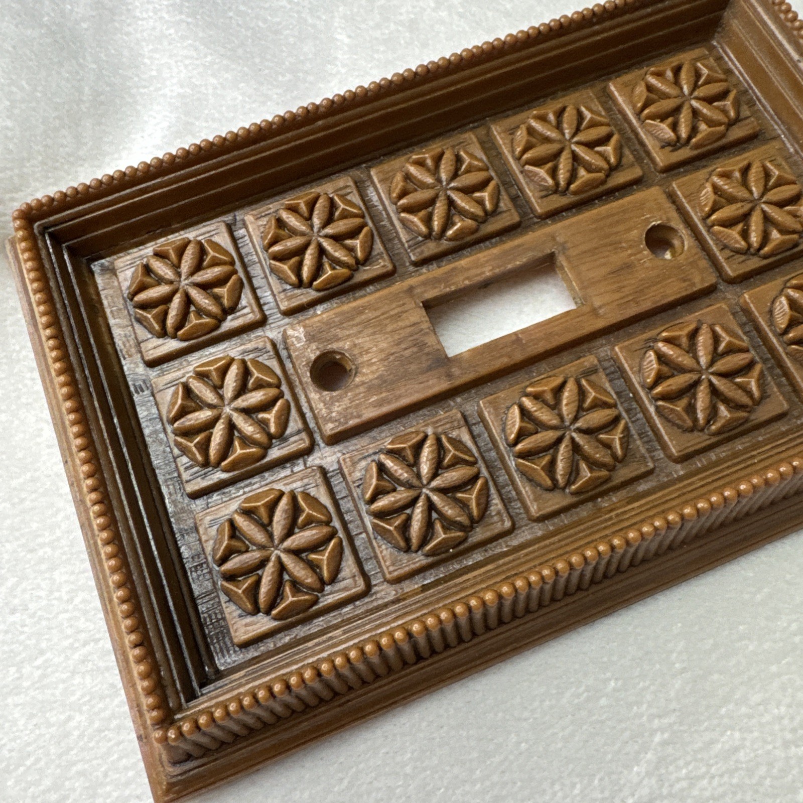 Vintage Plastic Faux Wood Light Switch Cover Brown Textured Mcm Retro Flower
