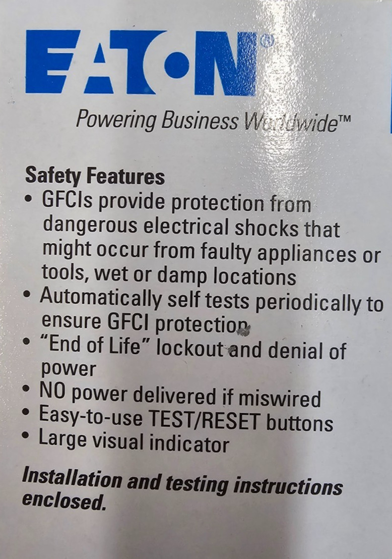 Eaton (3-pack) 15 Amp 125 Volt White Indoor GFCI Wall Outlet SGF15W-3-LW