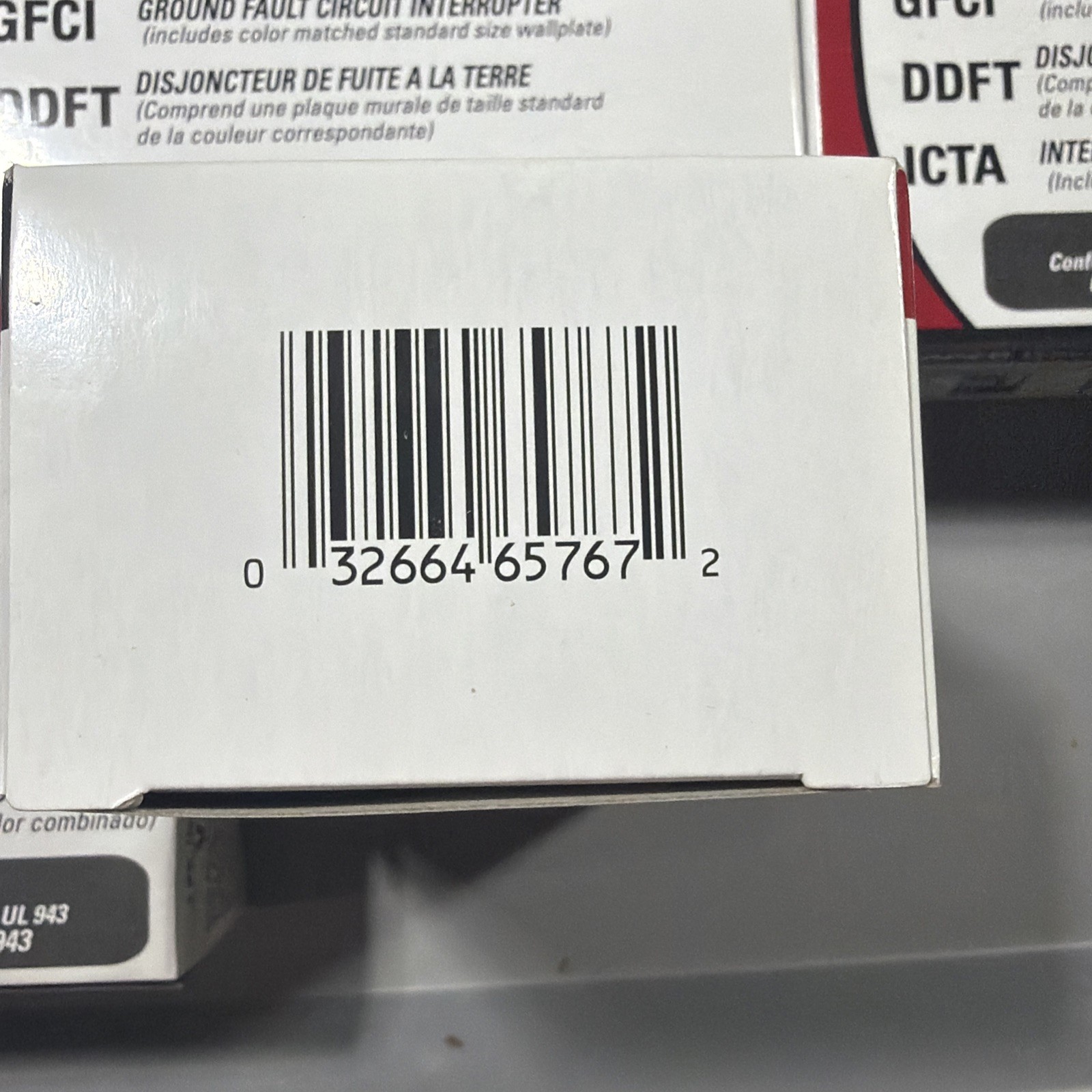 Cooper VGF15V 15A GFCI with wall plate Ivory Lot of 8 Free Shipping