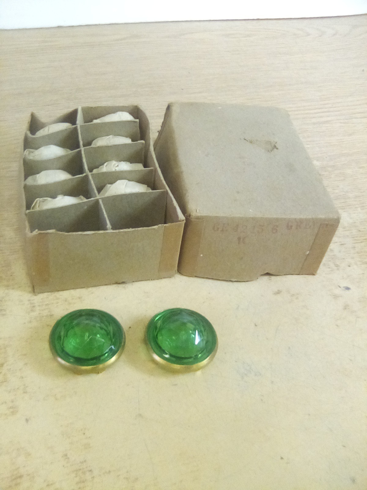 Lot Of 10 Vintage GE 42156 Green Circular Faceted Jewel