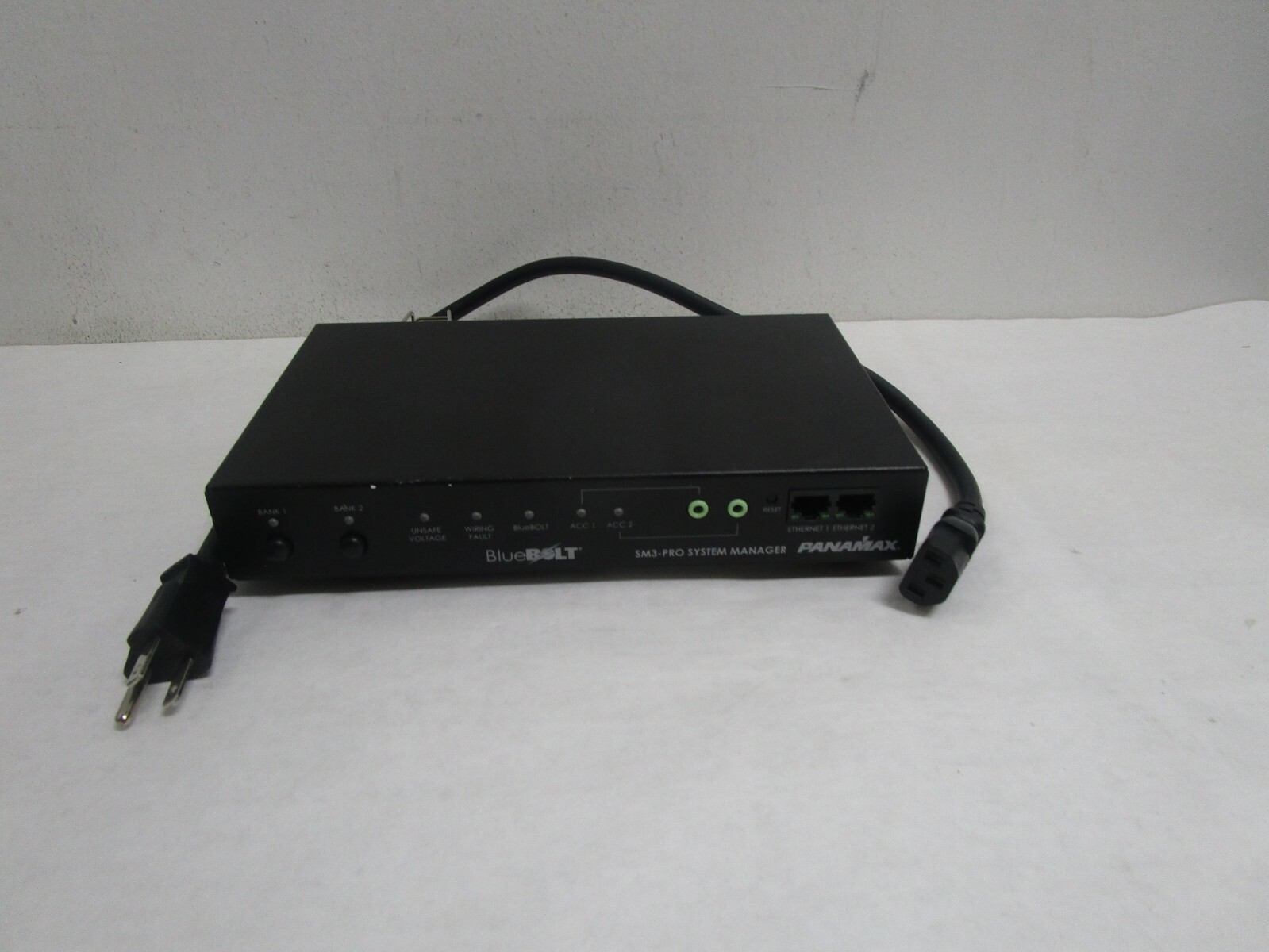 Panamax SM3-PRO BlueBOLT Enabled System Manager 3 Outlet & Power Cord SHIPS FREE