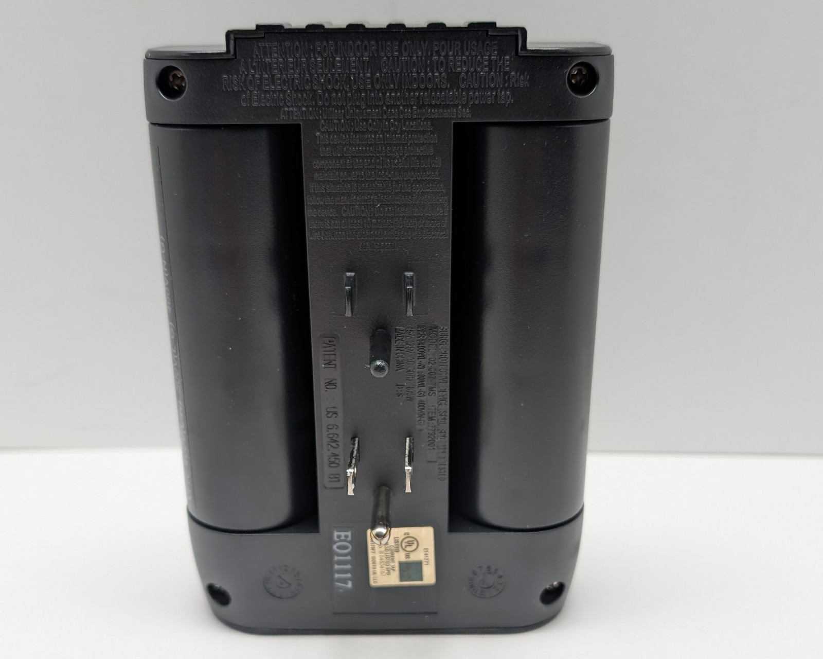 Globe Electric 6-Outlet Swivel Surge Protector Wall Tap 2100J Black – New