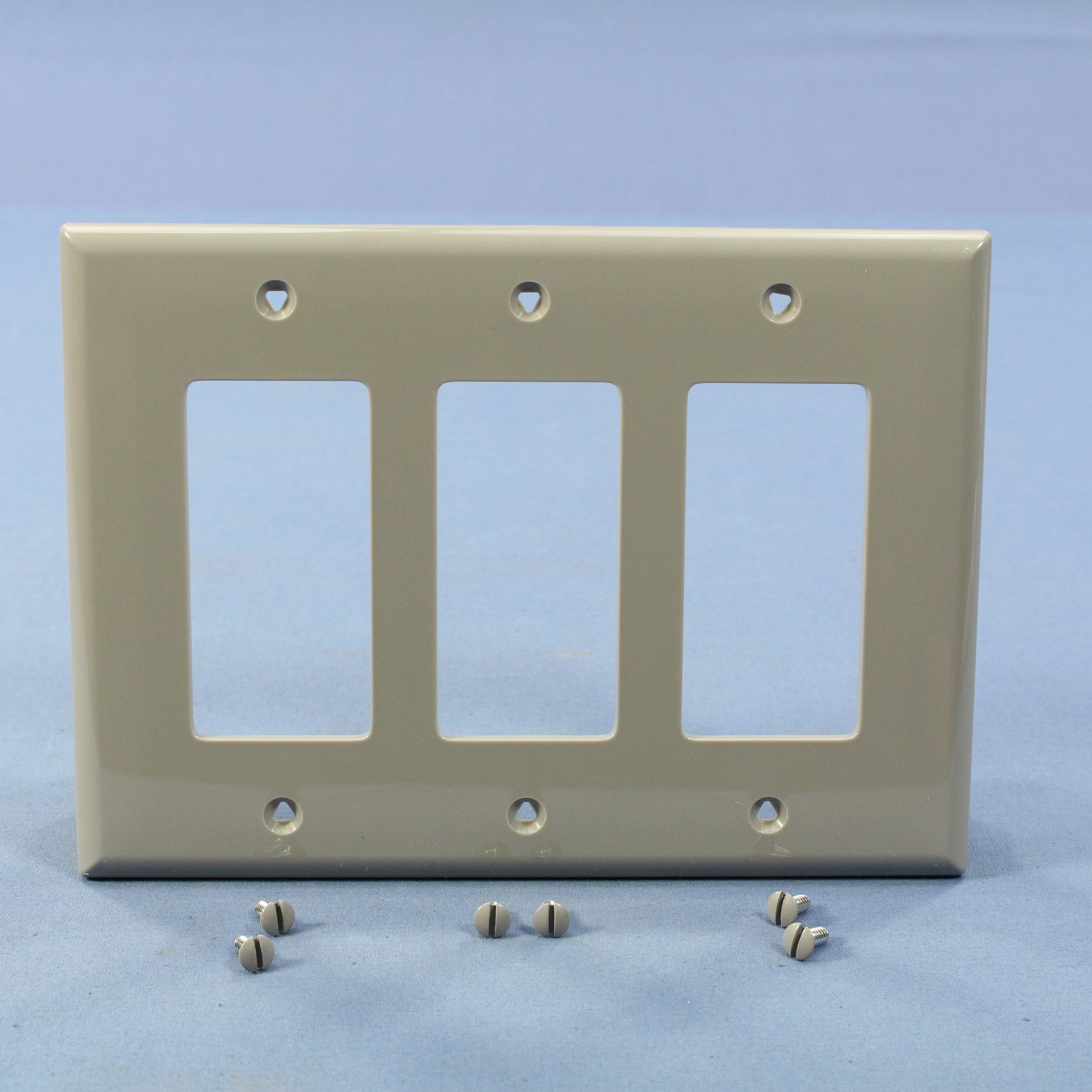 Cooper PJ263GY Gray 3-Gang Unbreakable Decorator Mid-Size Wallplate Rocker Cover