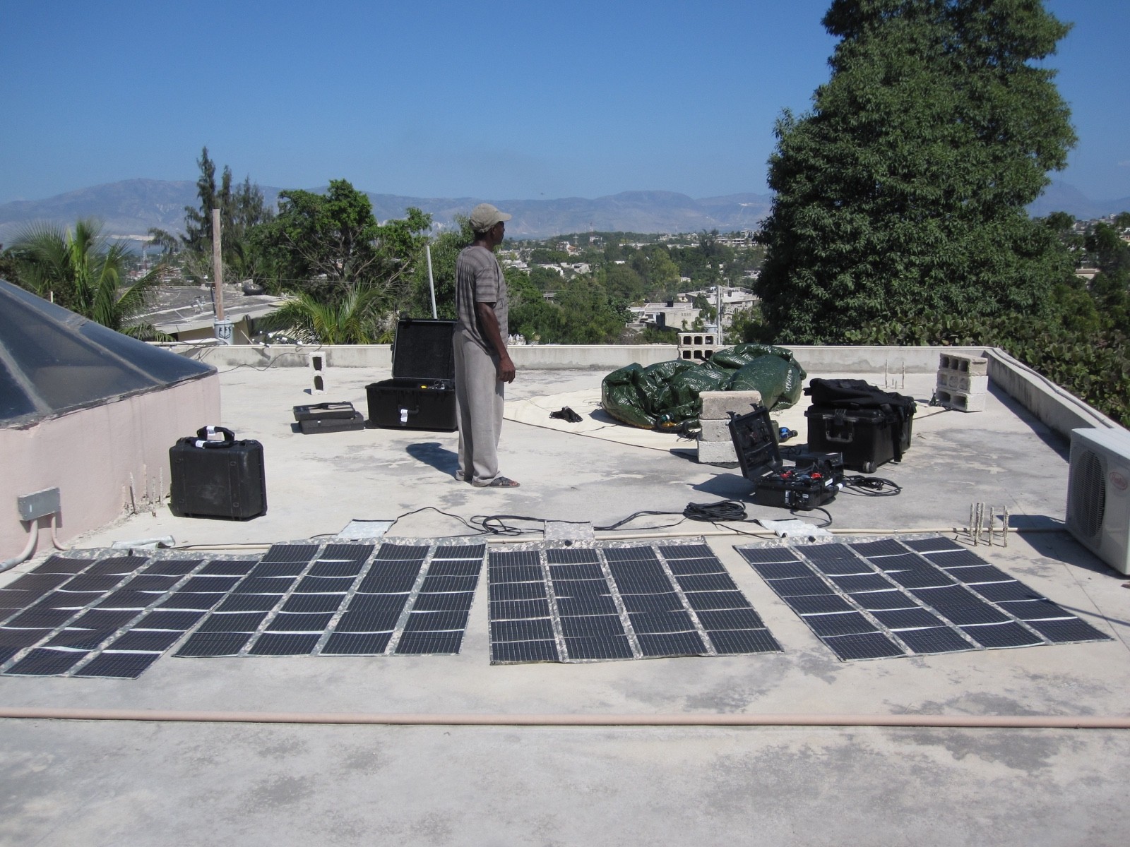 0.5-1.0kW Expeditionary, Man-portable, Tactical Military Hybrid Power System