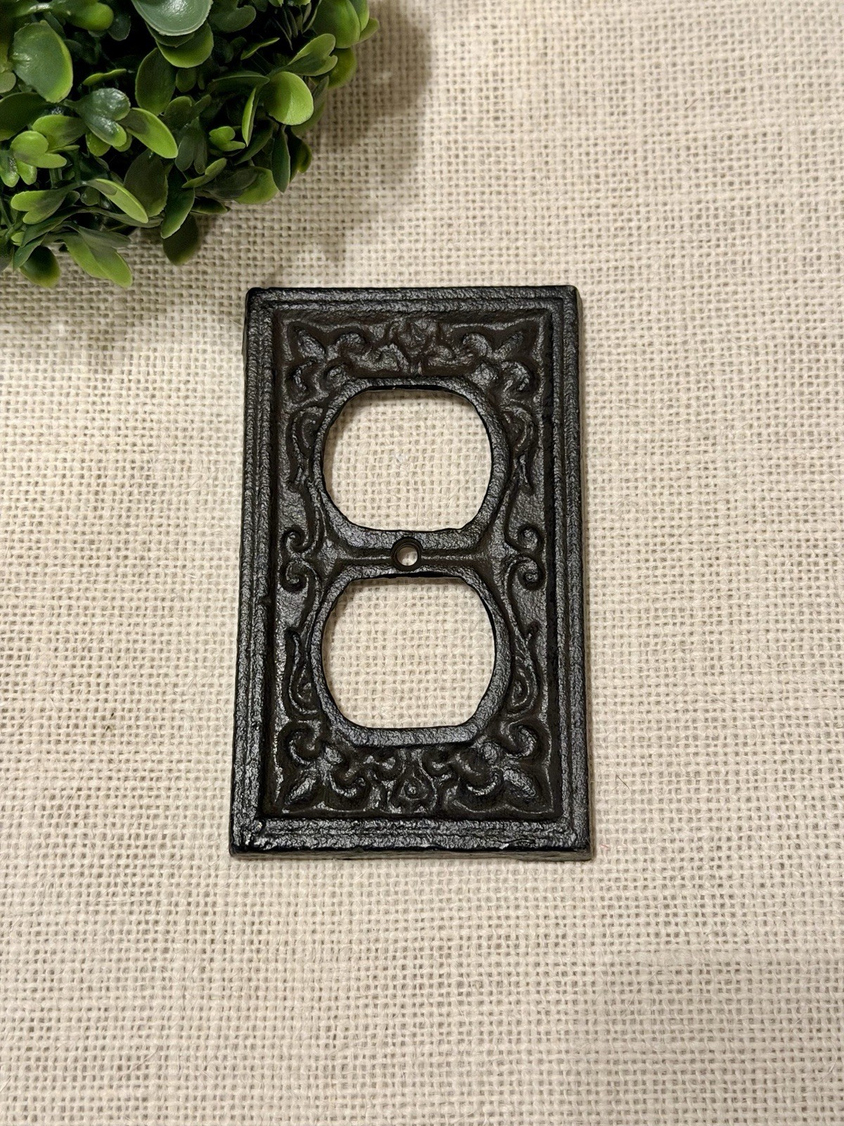 Vtg Brown Farmhouse Cast Iron Wall Outlet Covers Plug Switch Plate Cover Socket