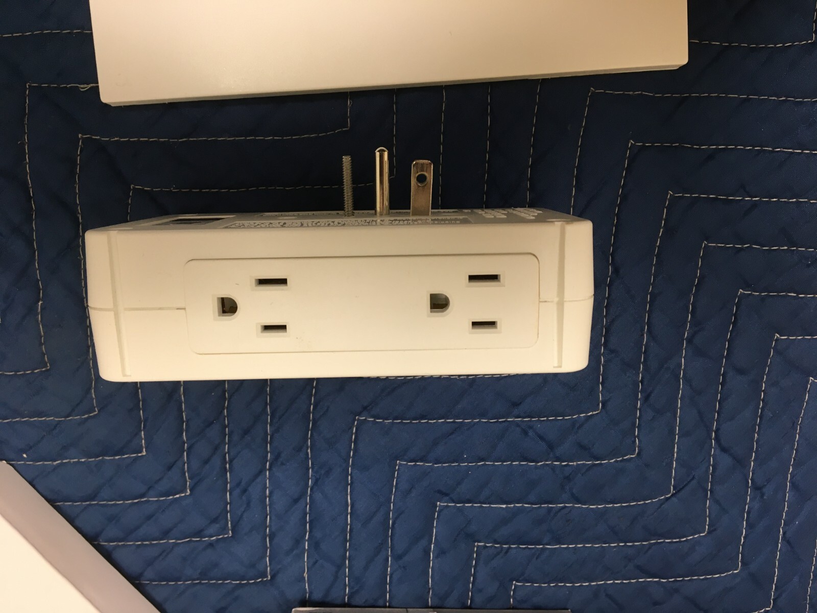 Sharper Image Socket Shelf, White, with 6 AC Outlets & 2 USB Ports