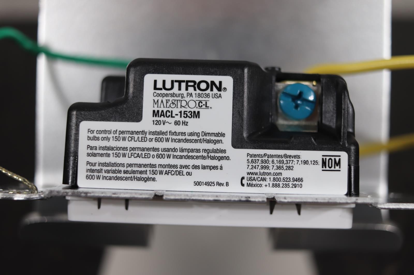 Lutron MACL-153M LED Single Pole Dimmer – White