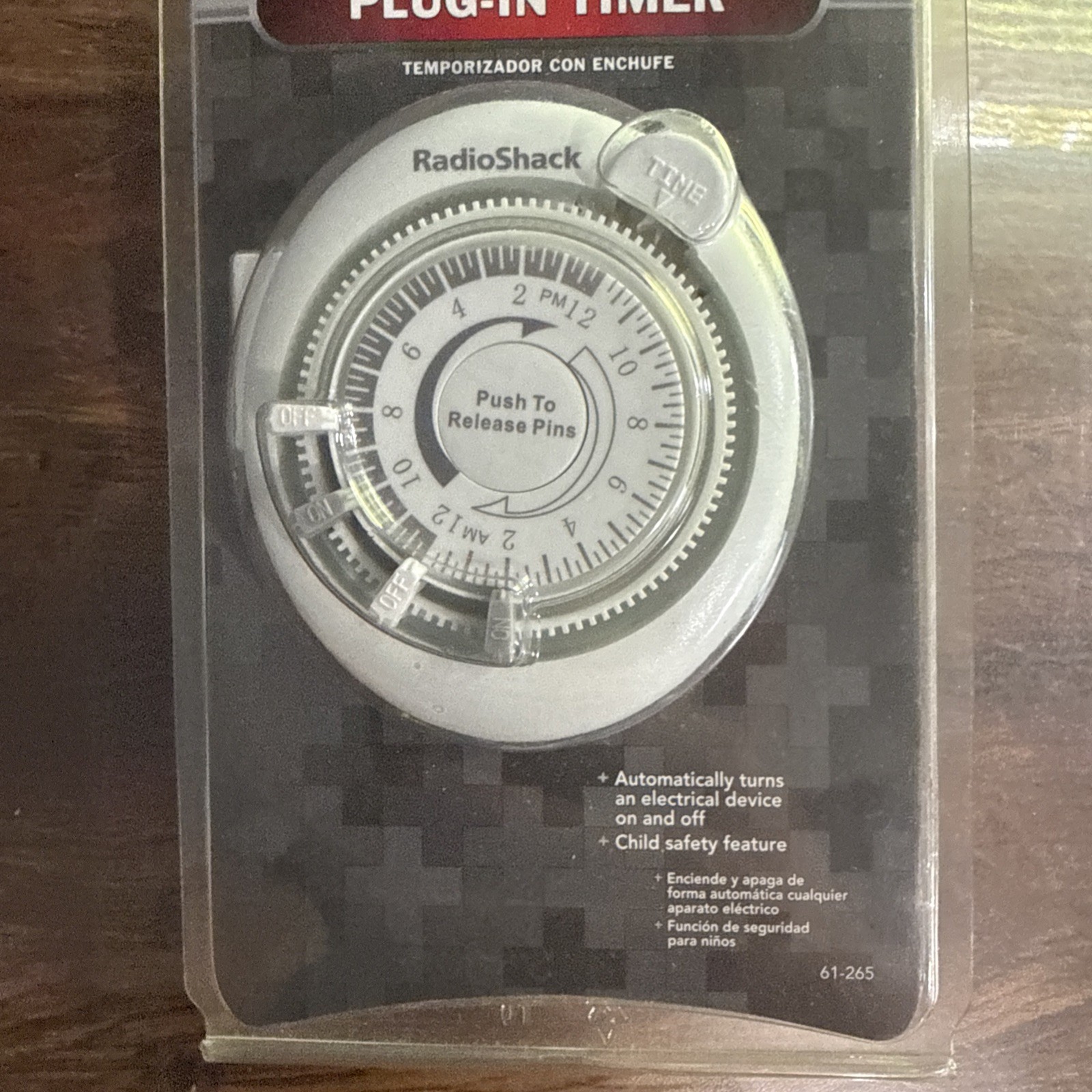 Plug In Timer For Electric Devices (RadioShack) New in Packaging. Energy Saver