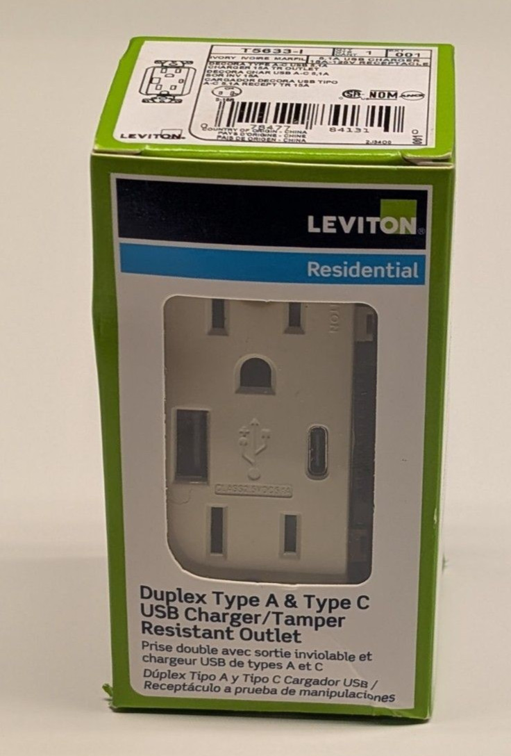 Leviton T5633-I 15A 125V Duplex Outlet With Type A and C USB Charging Ports