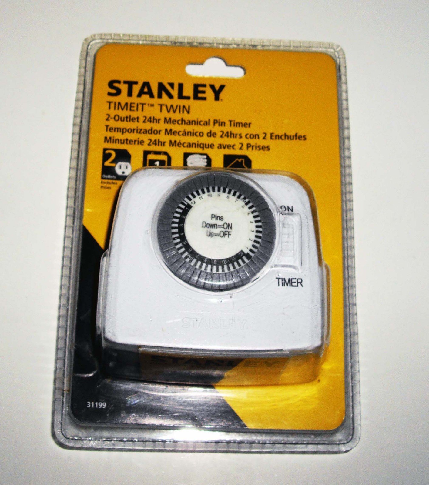 NEW Stanley Timer Mechanical TimeIt Twin 2 Outlet 24 Hour Mechanical Timer 31199