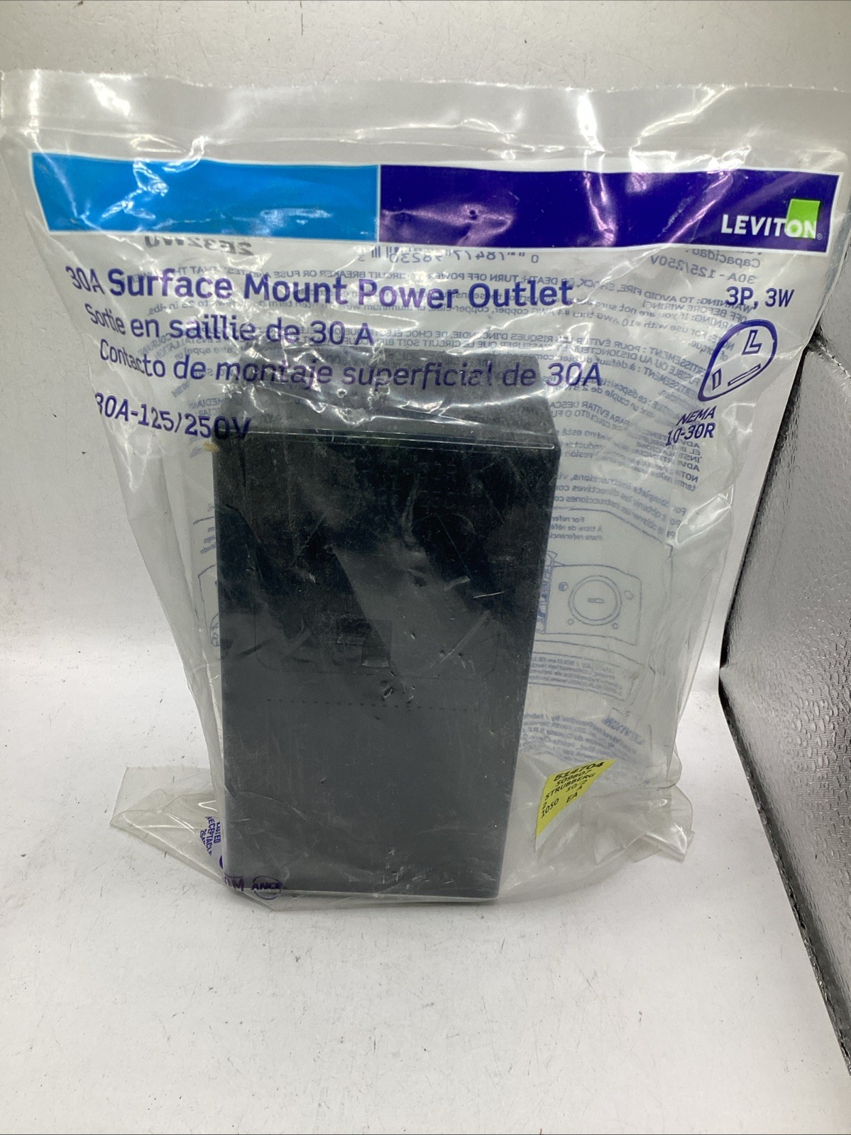 LEVITON 5054 Surface Mount Power Outlet 30A-125V/250V NEMA 10-30R New