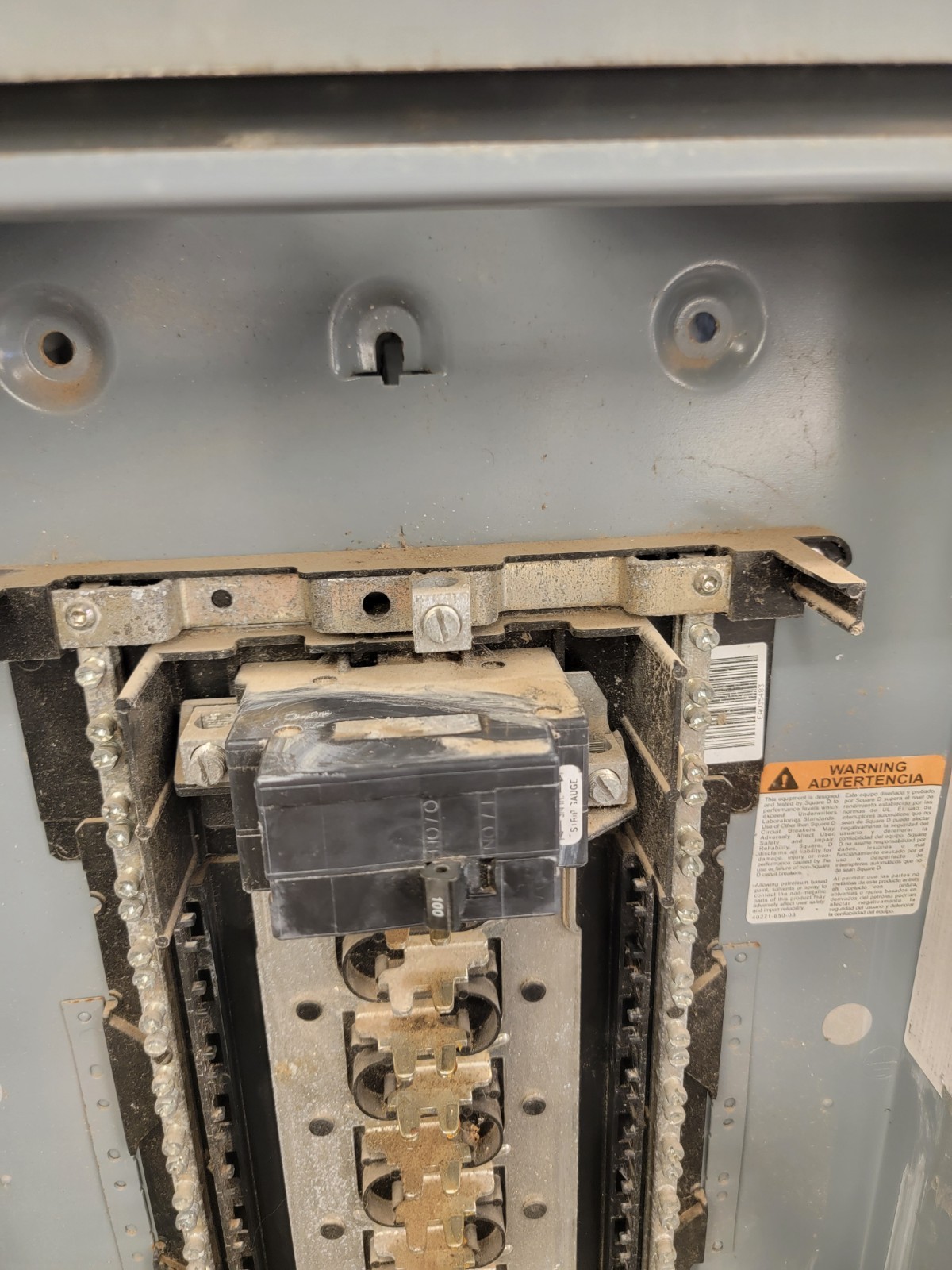 Square D HOM2040M100PRB Homeline Main Breaker Installed Load Center, 40 Poles,
