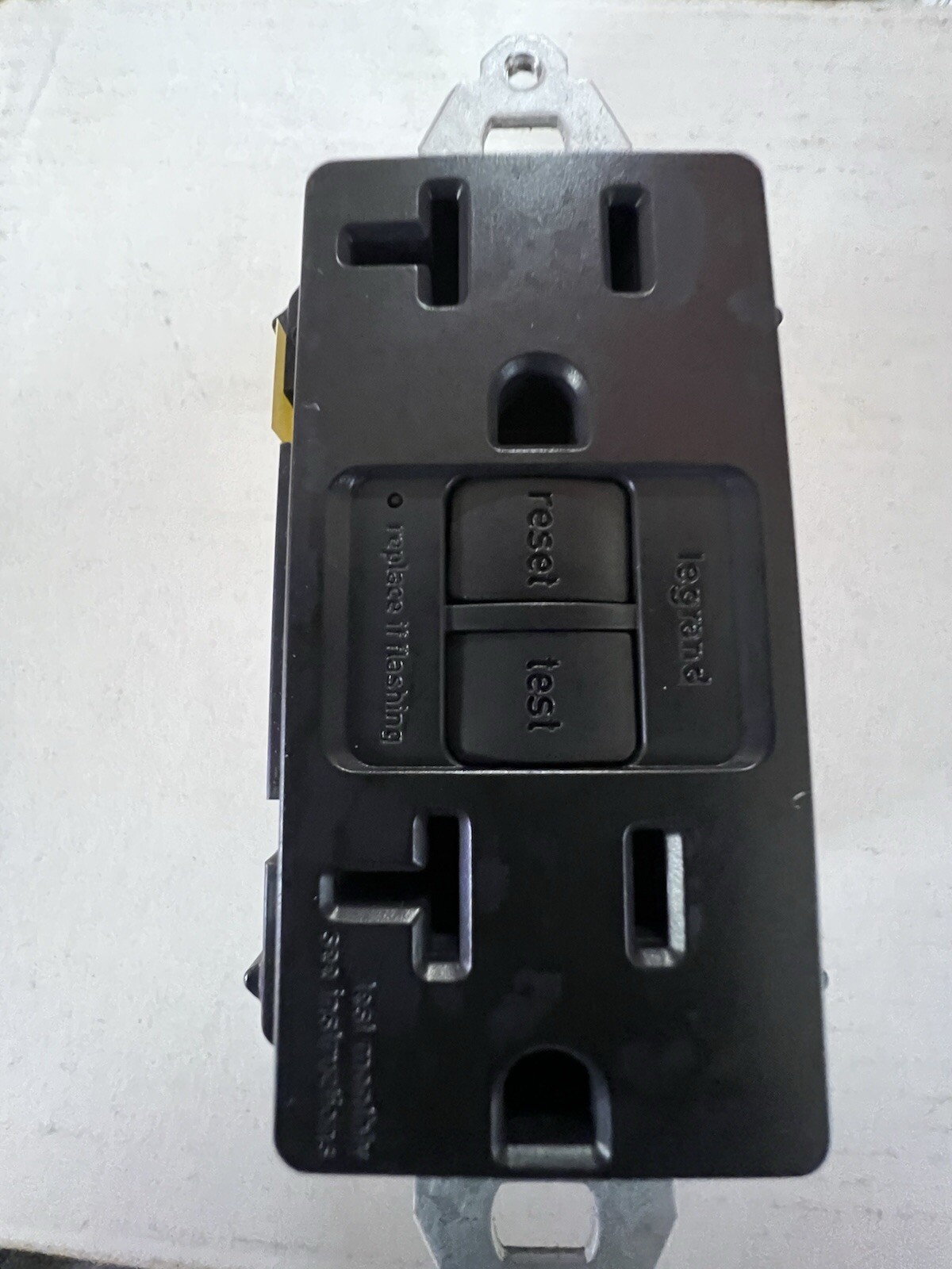 Pass & Seymour Honda GFCI Duplex Receptacle No Ears, 32330-Z43-C310-M1 Generator