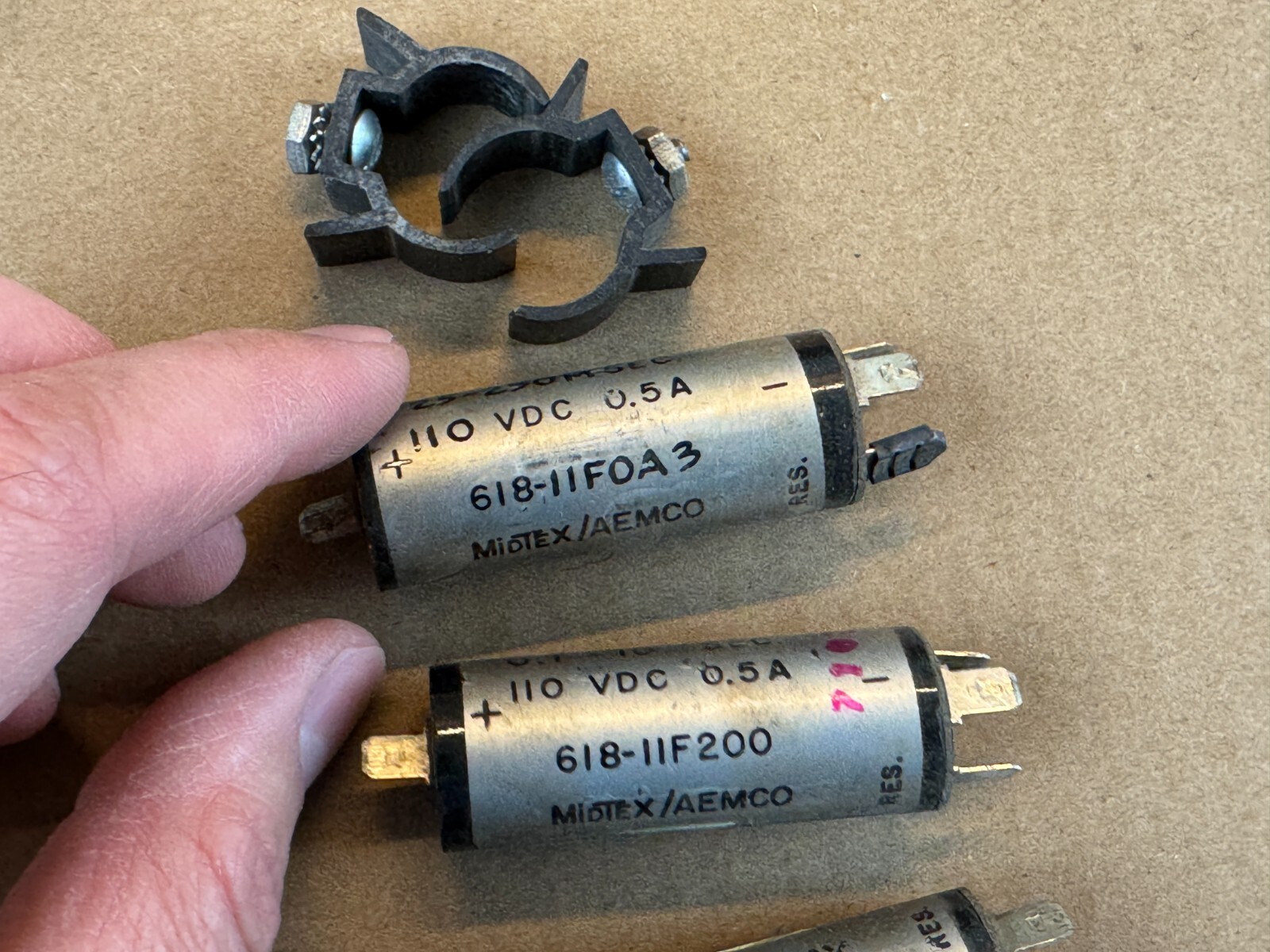 3 Time Delay Midtex Aemco Relays 618-11F200 618-11F0A3 110VAC 0.5A .1-10 Sec