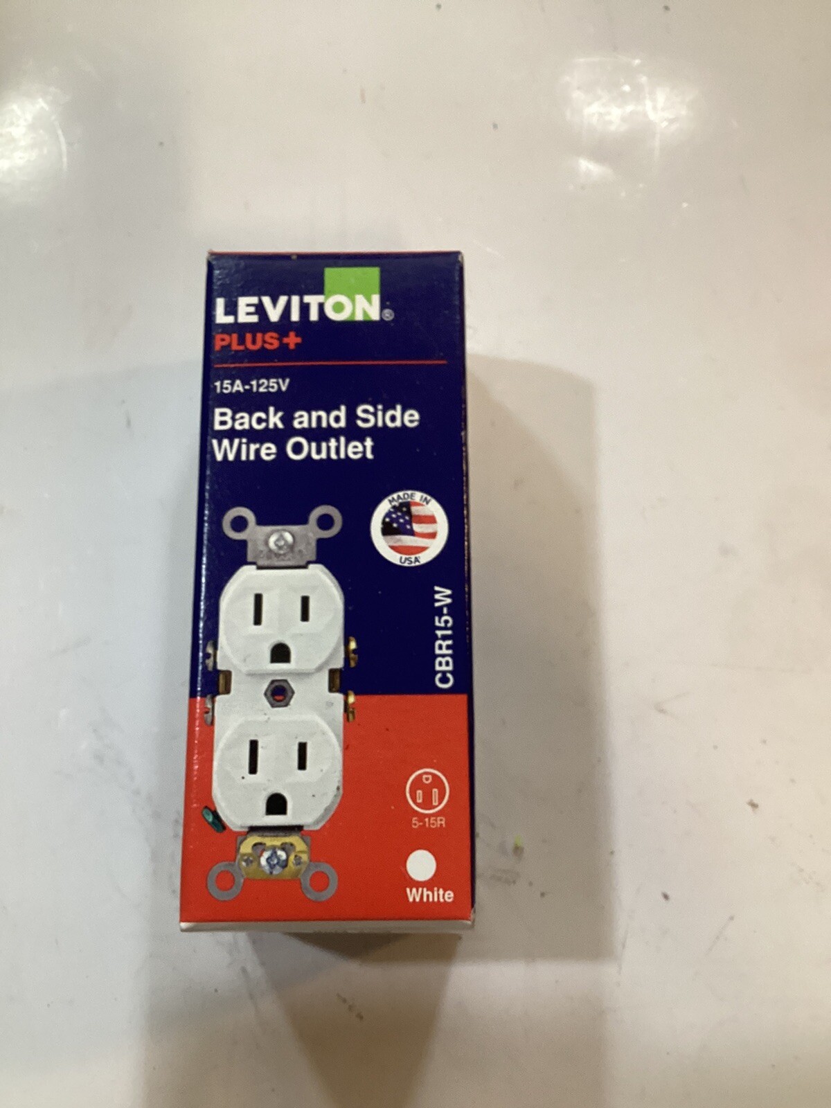 Leviton Plus+ 15A – 125V, TR – Back & Side Wire Outlet (white)