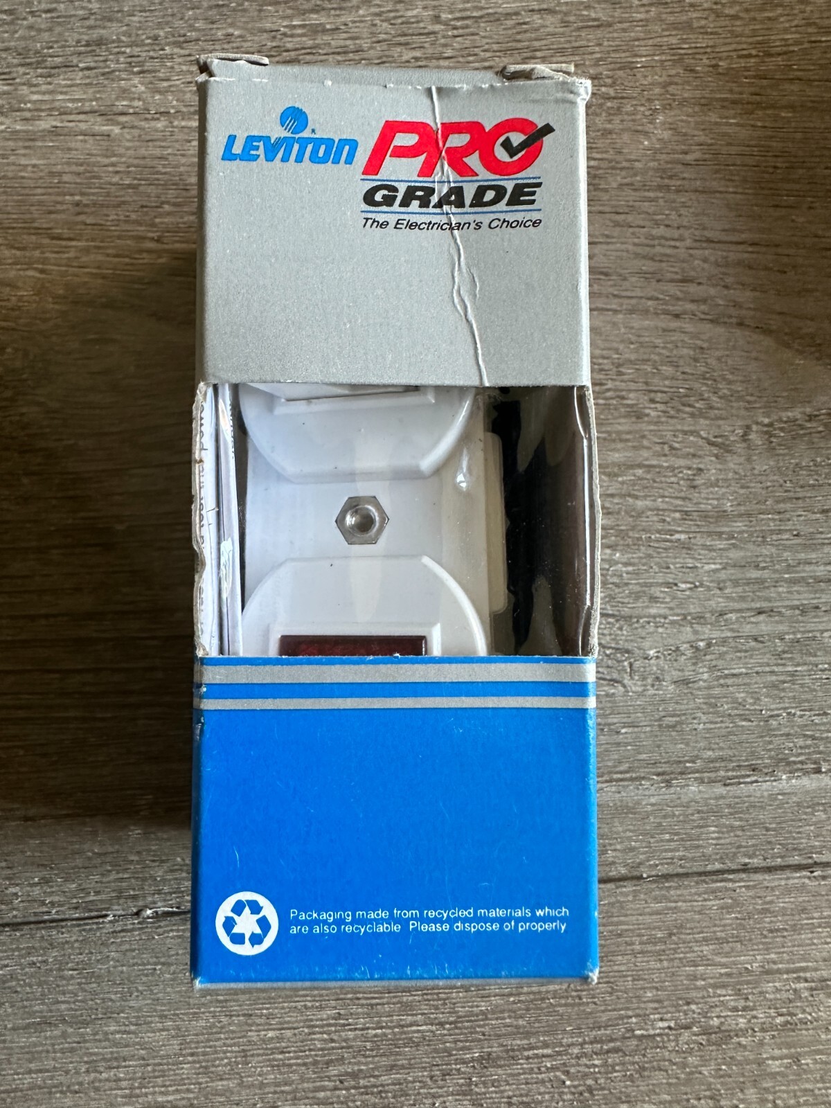 White Switch And Pilot Light,No S04-05226-WS, Leviton Mfg Co