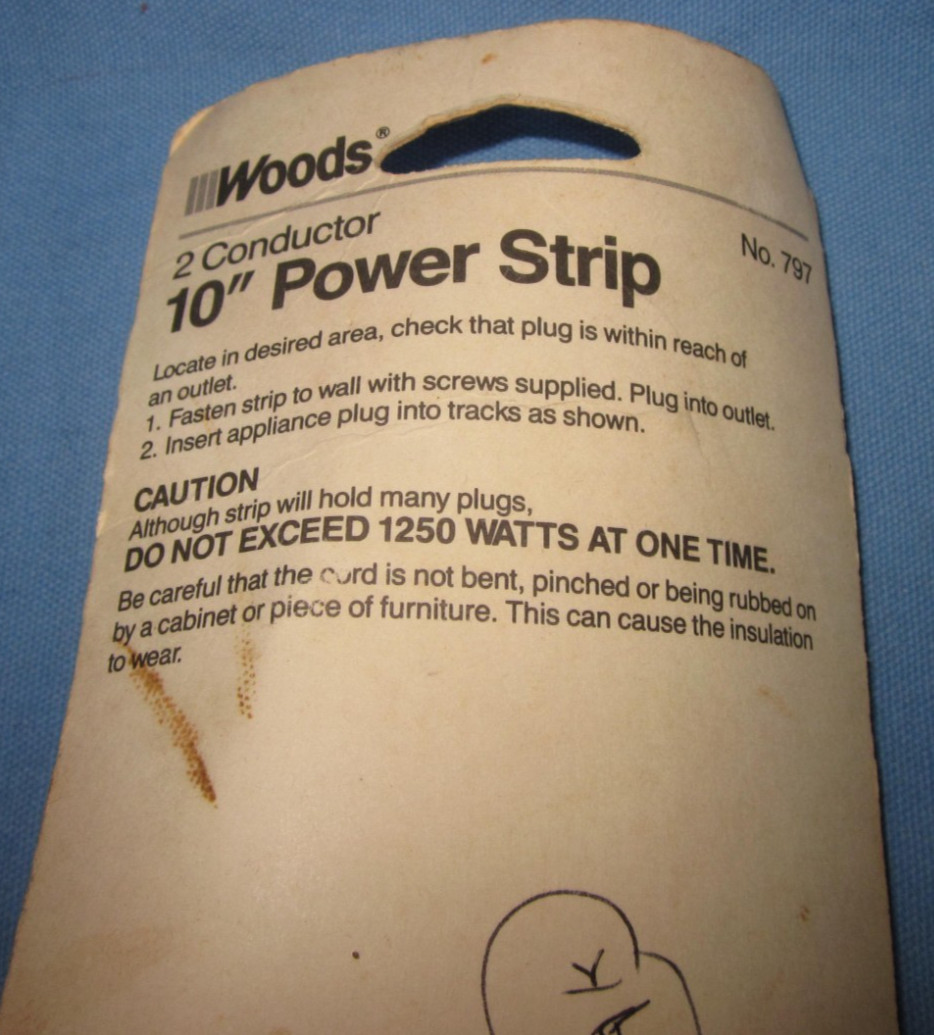 Vintage Woods 10″ Power Strip 2 Conductor # 797 .. New Old Stock