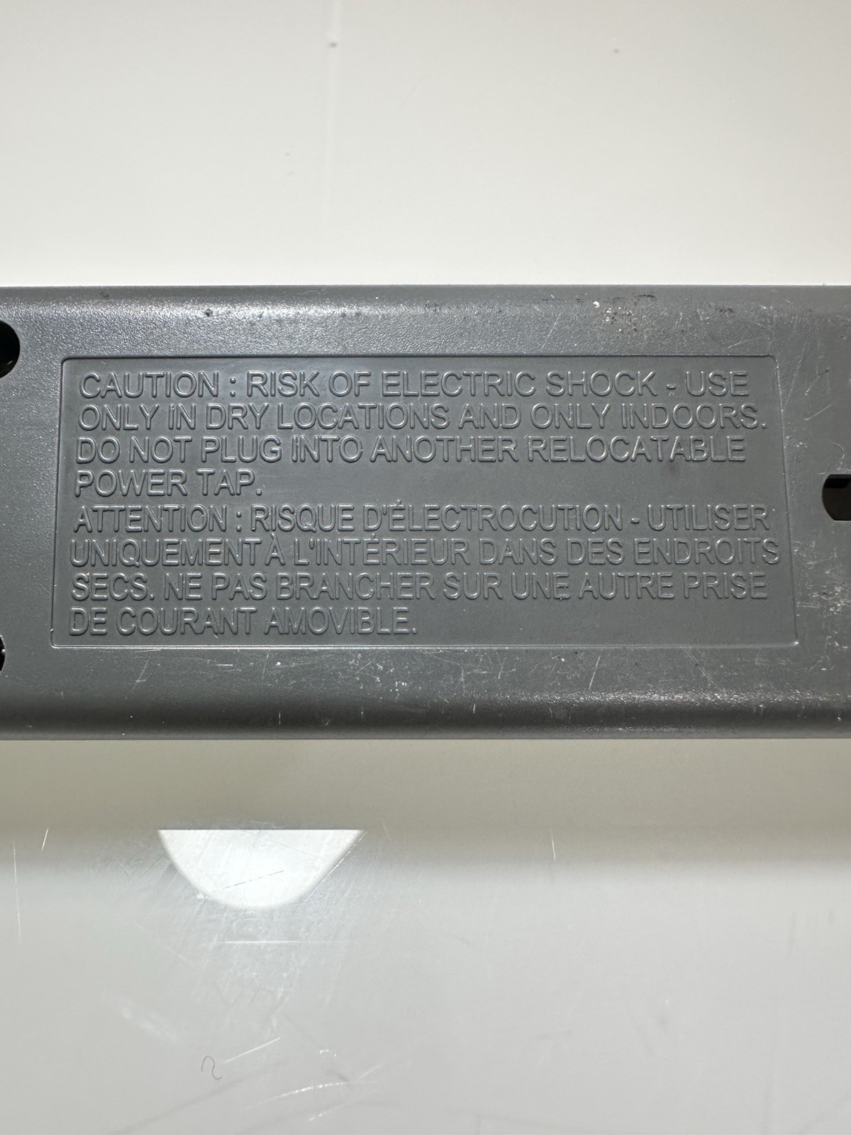 Insignia 6 Outlet 15A 125V AC 50/60Hz Voltage Protection Rating (VPR) Dark Grey